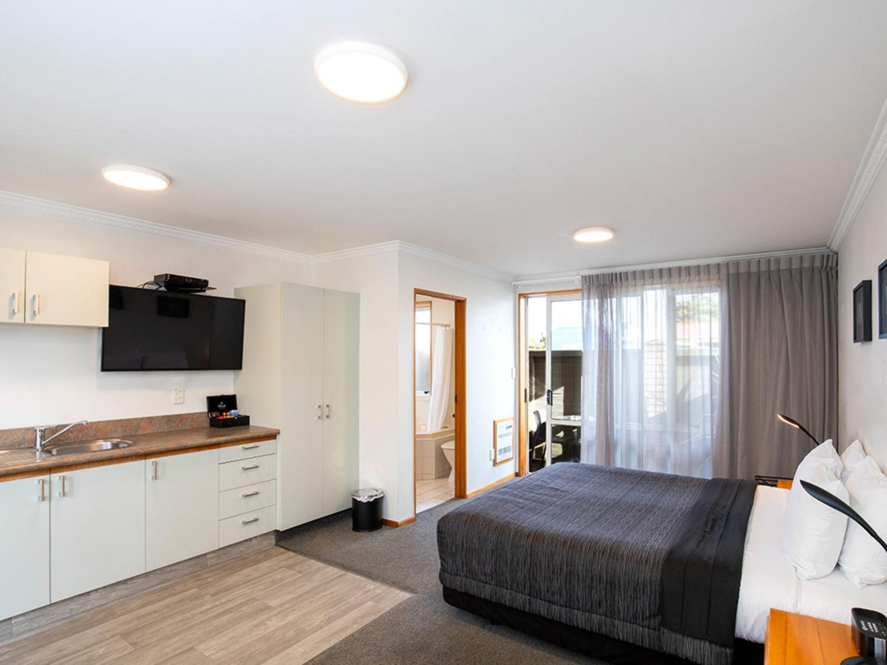 One-Bedroom Apartment with Spa Bath photo 2