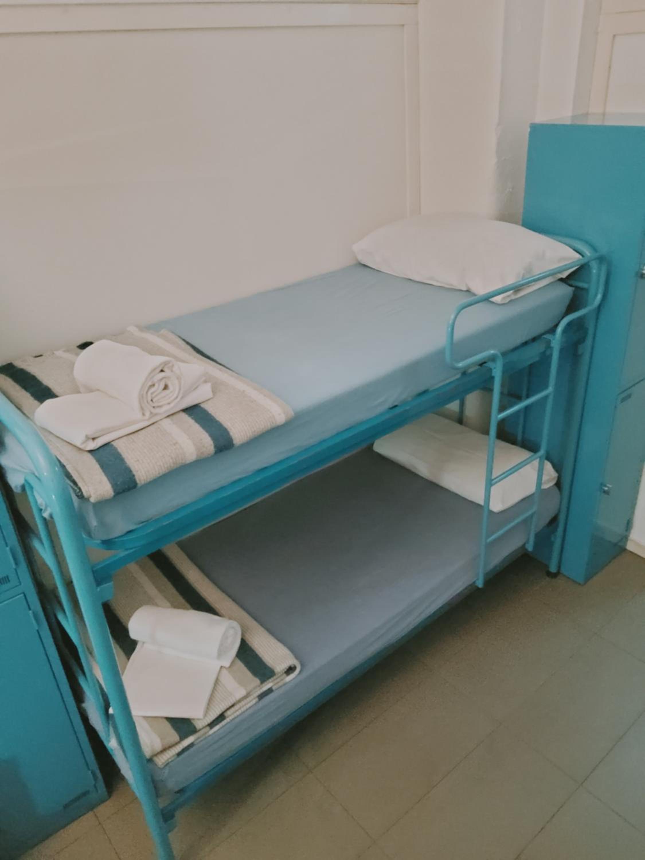 Quadruple Room With Private Bathroom photo 3