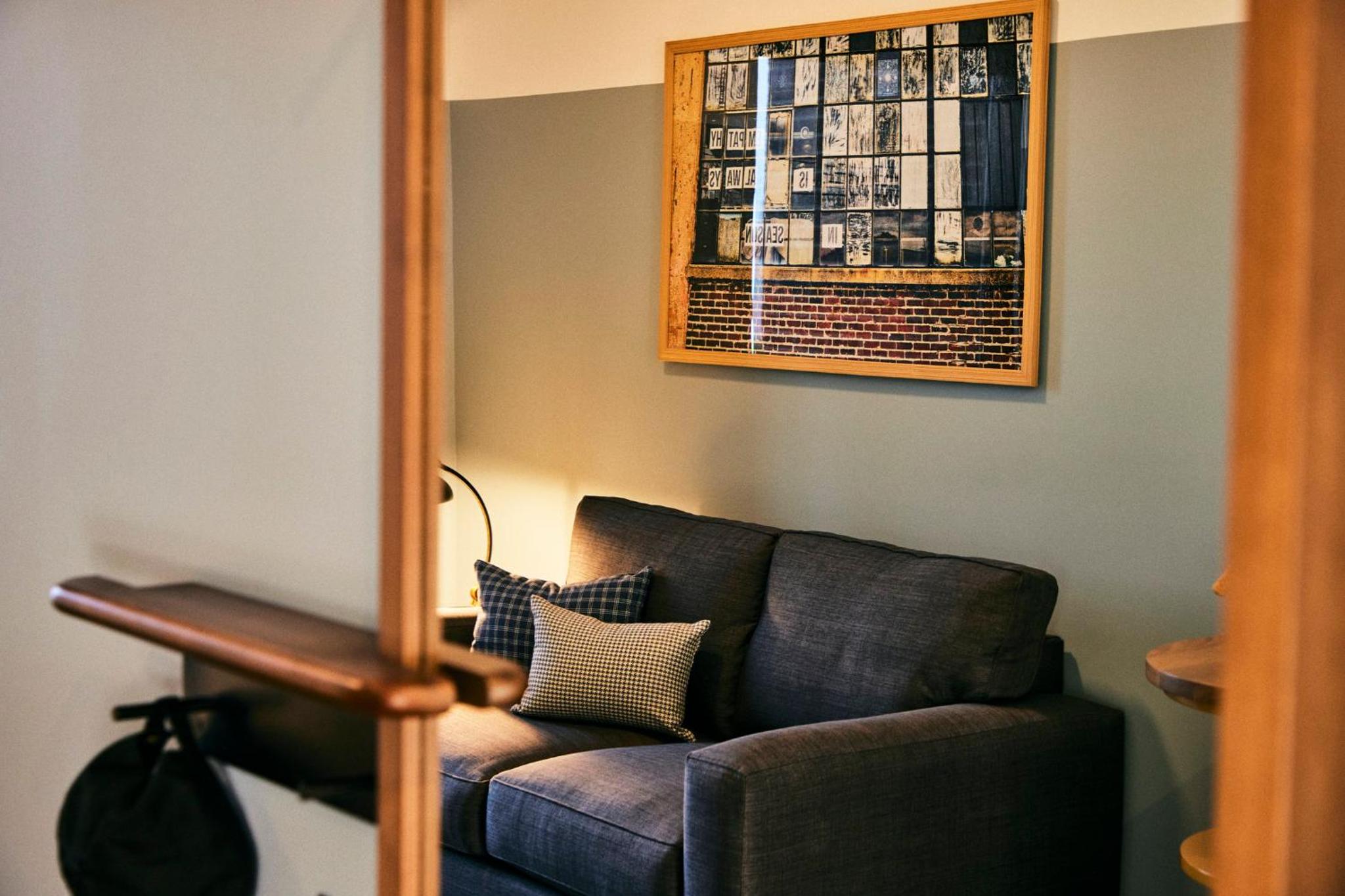 Artist's Flat, 1 King