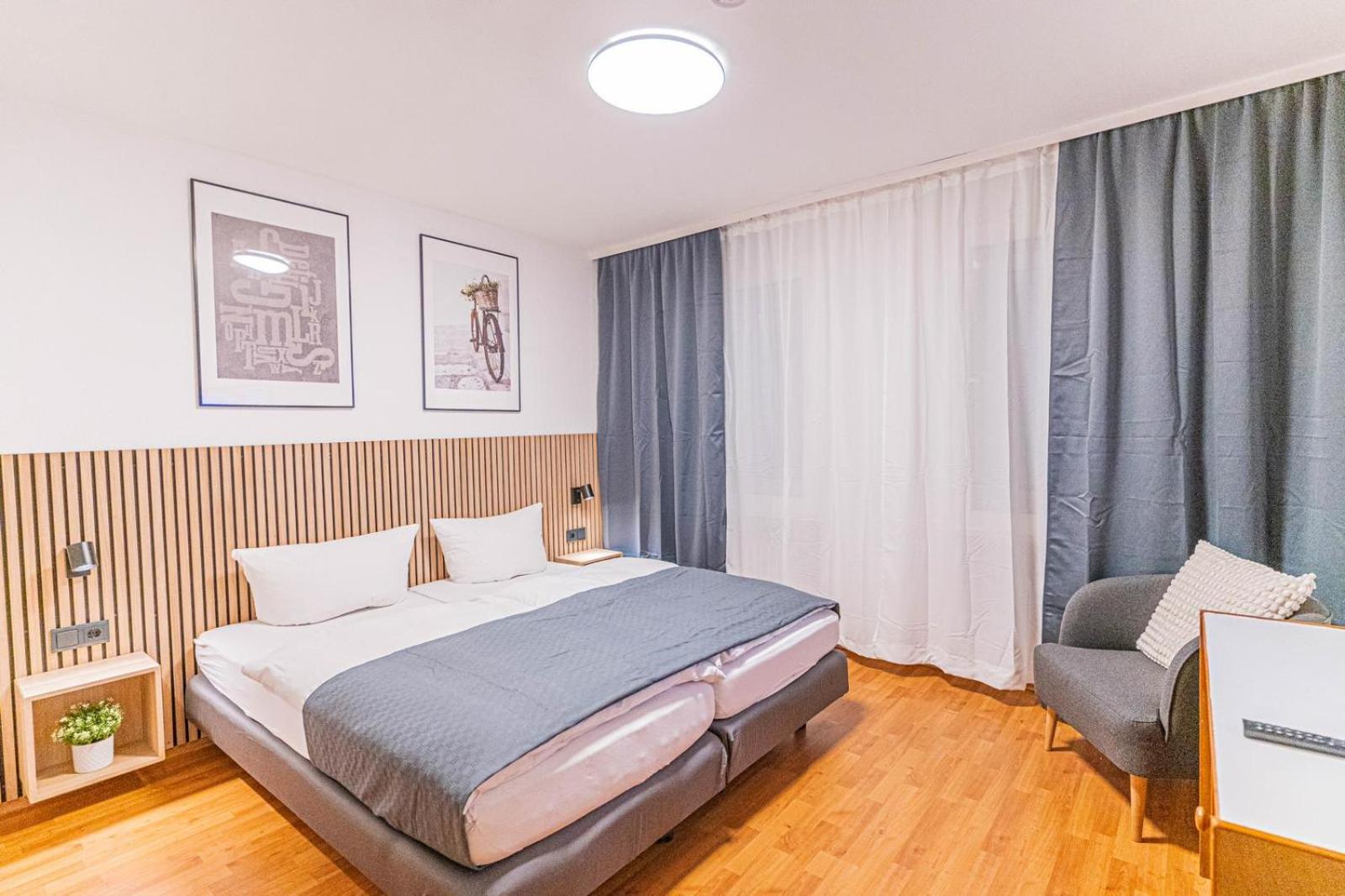 Double Room - Photo 1
