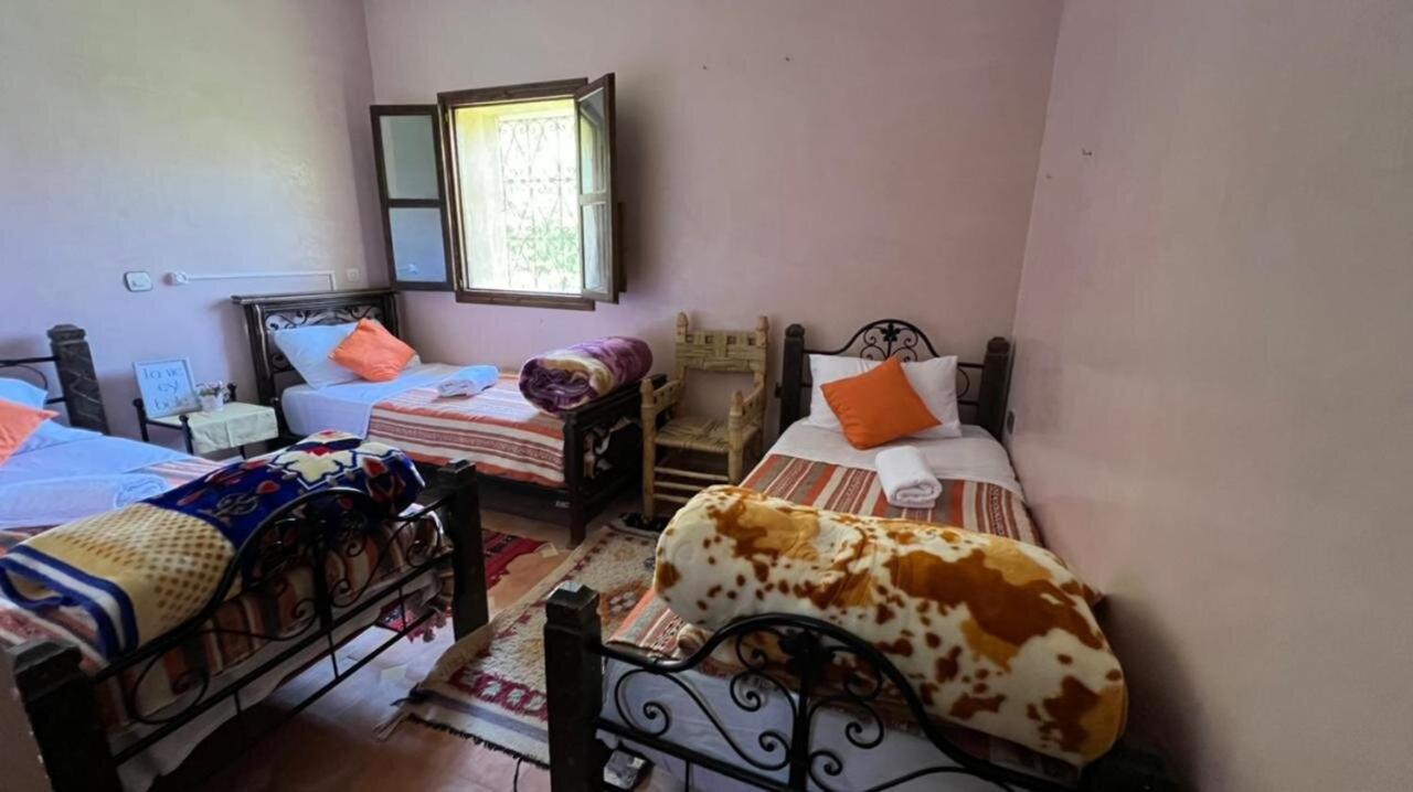 Twin Room With Bathroom photo 2