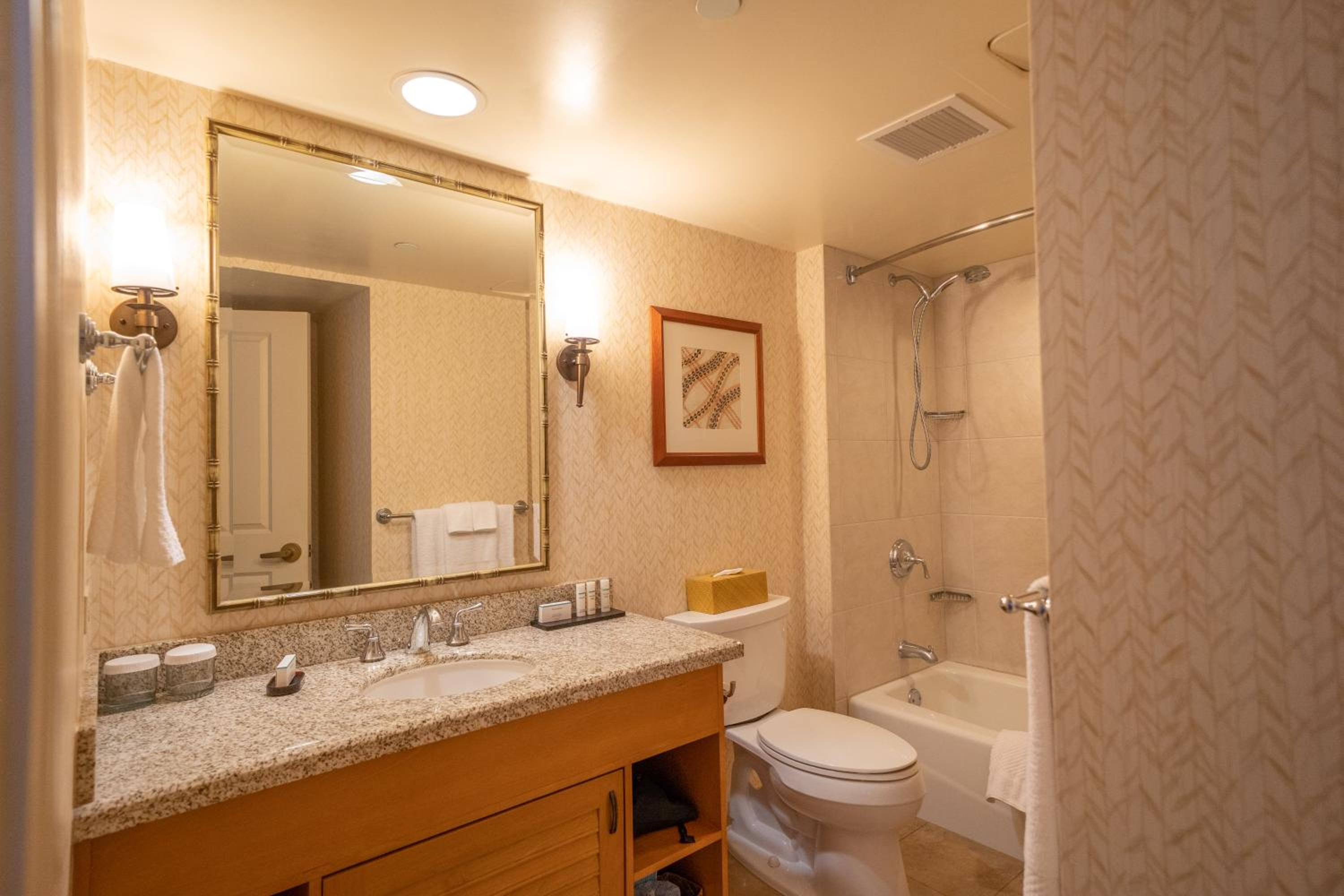 King Suite with Ocean View - Photo 4
