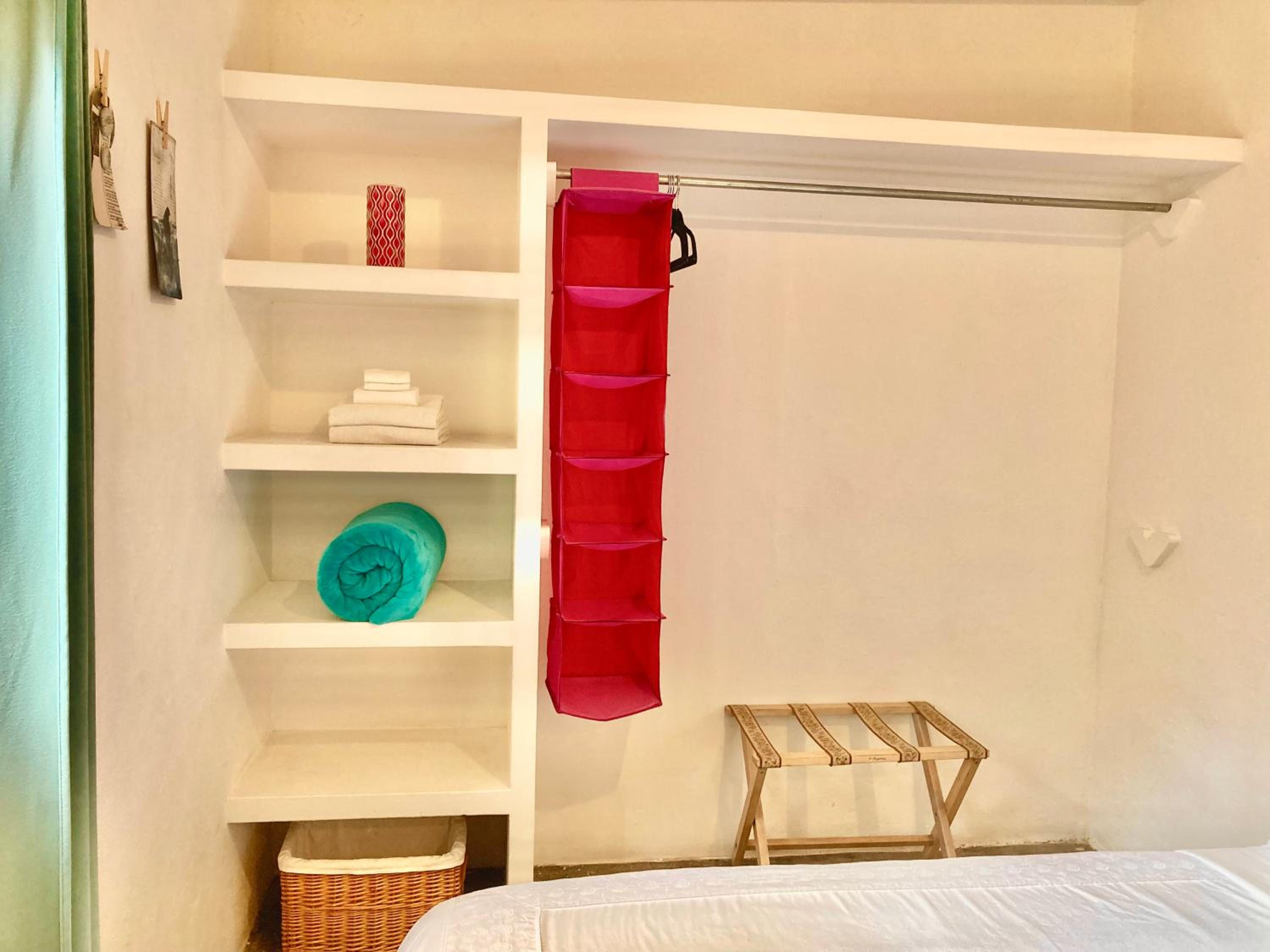 Double Room with Shared Bathroom photo 3