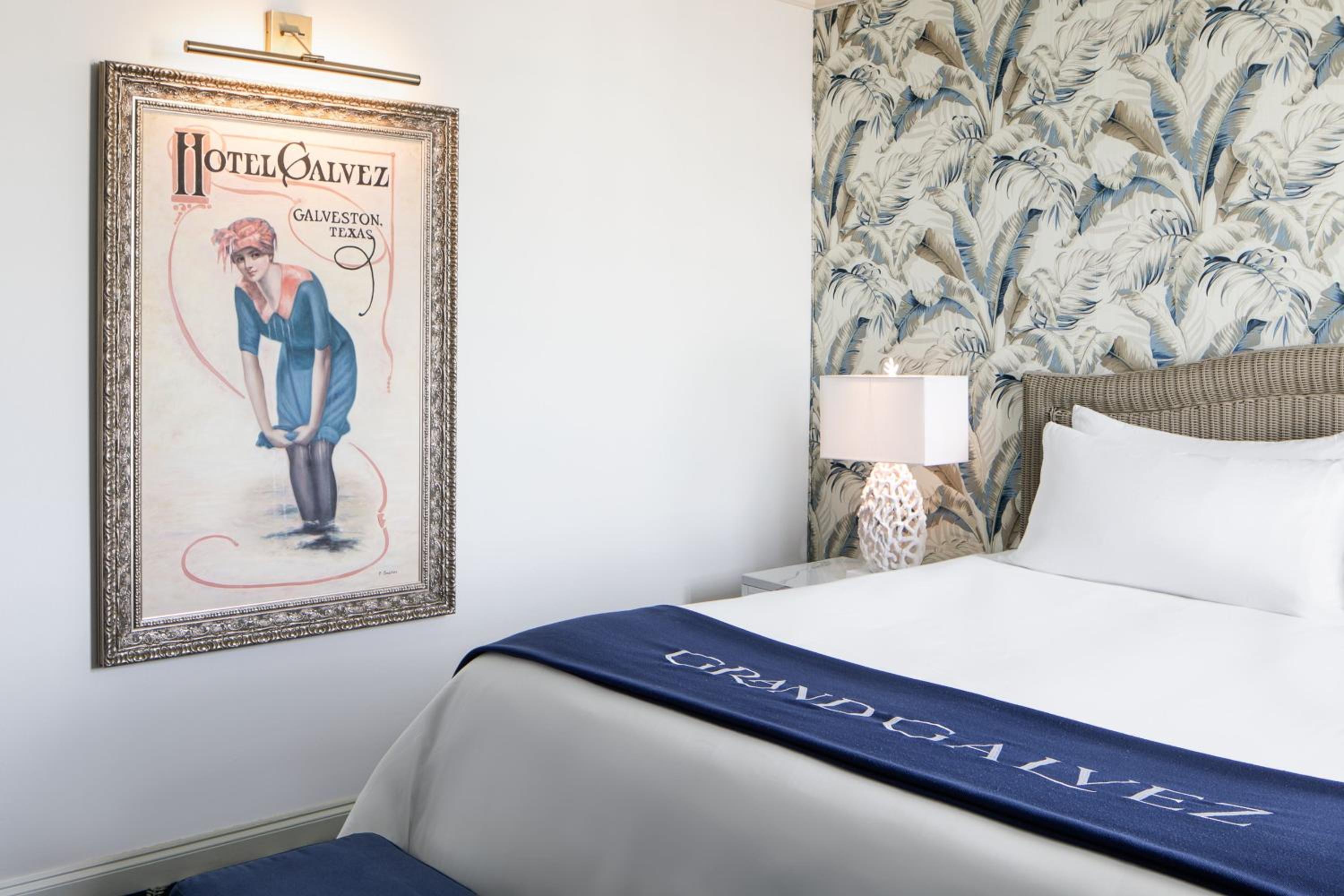 King Room with City View - Photo 8