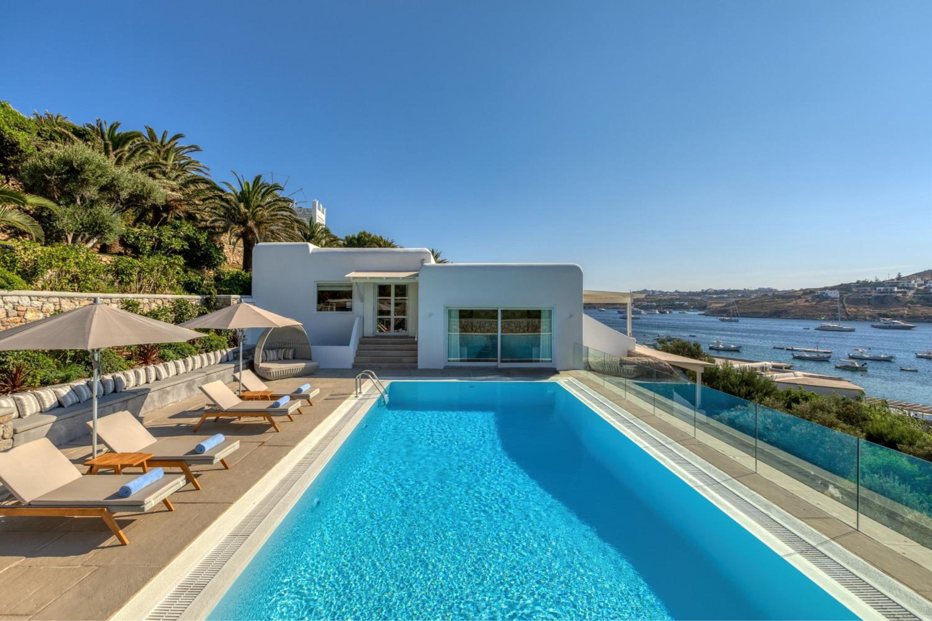 Turquoise, 5 Bedroom Villa, Sea view, Balcony, Private pool