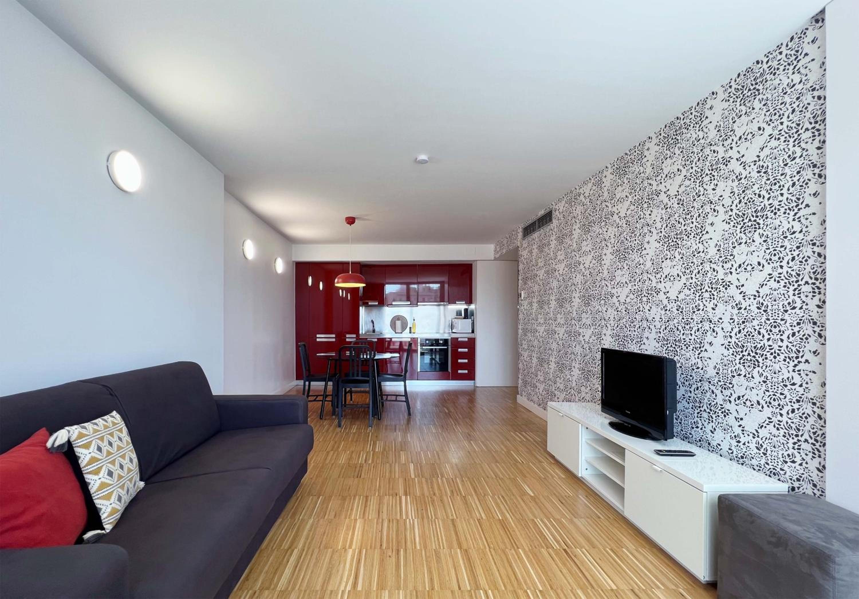 One-Bedroom Apartment