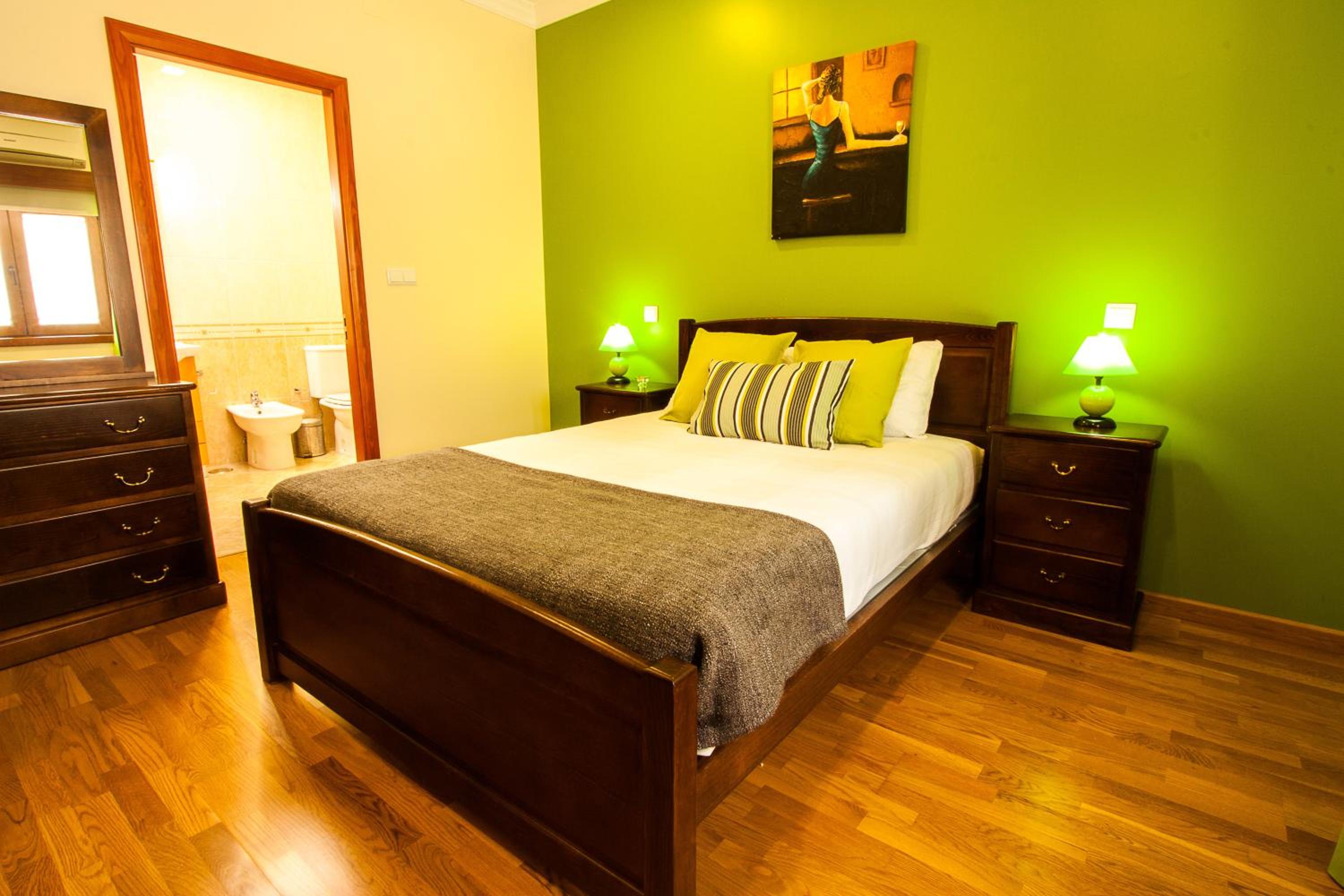 Four-Bedroom House photo 1