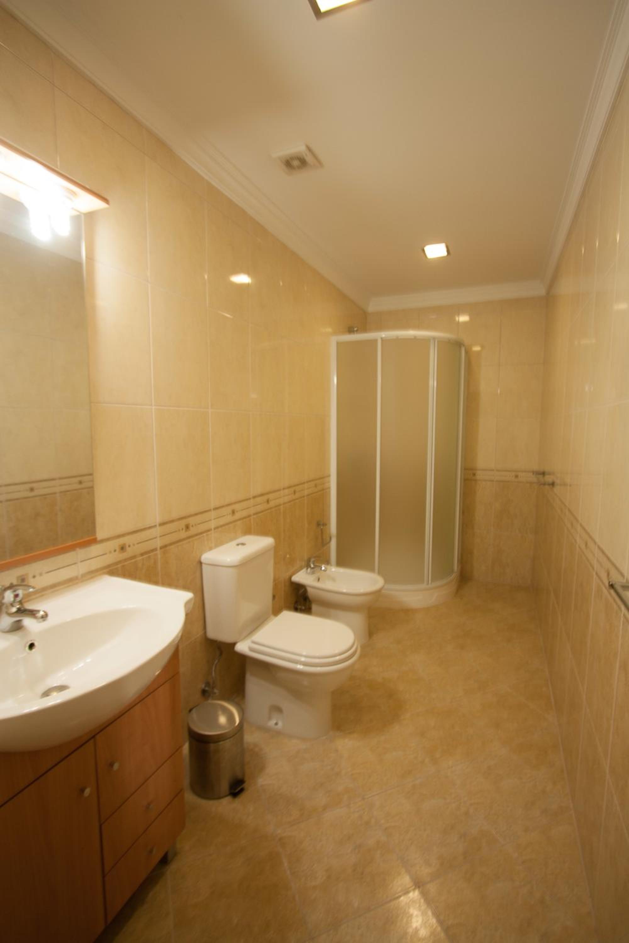 One-Bedroom Apartment with Sofa Bed photo 2