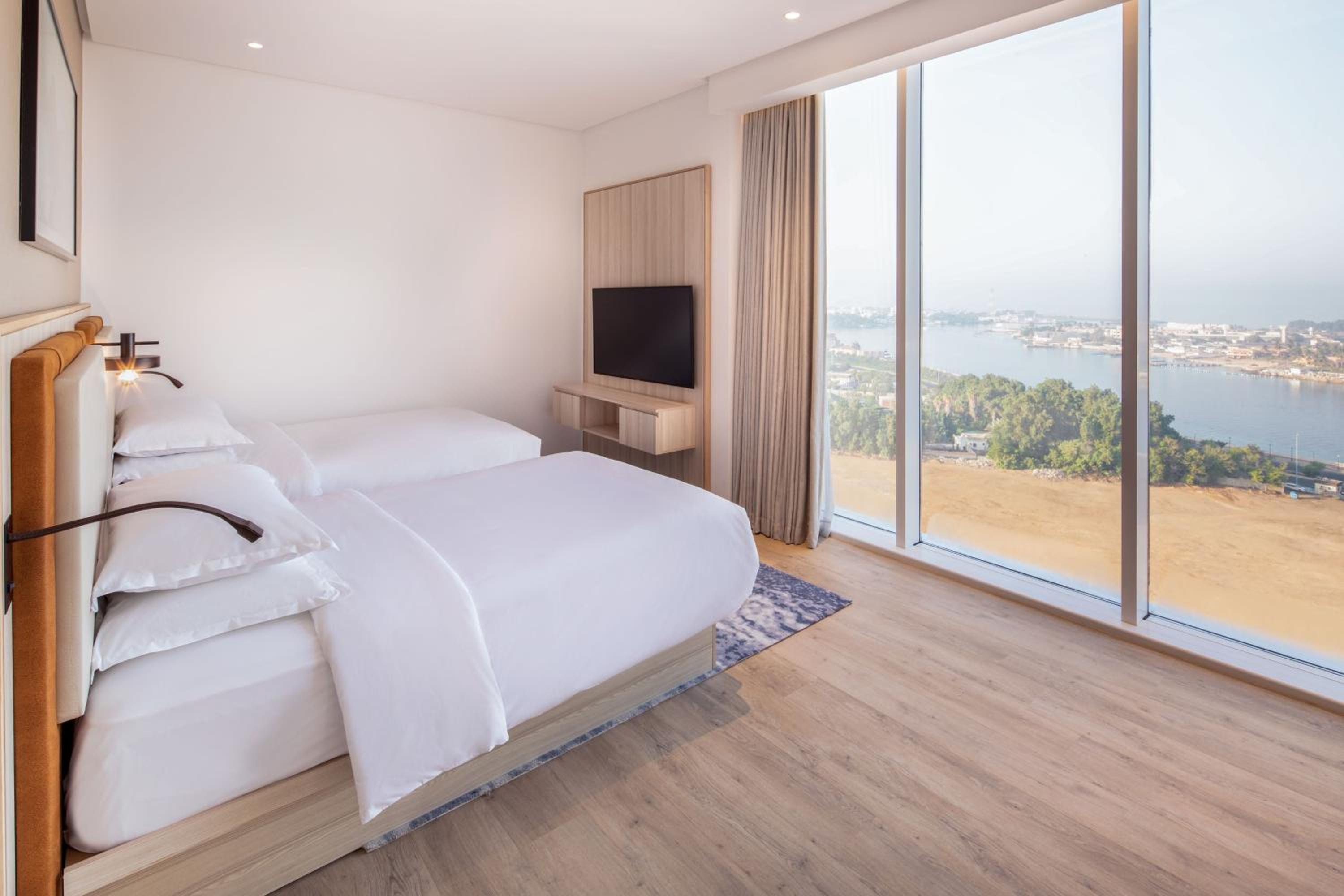 Standard Twin Room - Photo 3