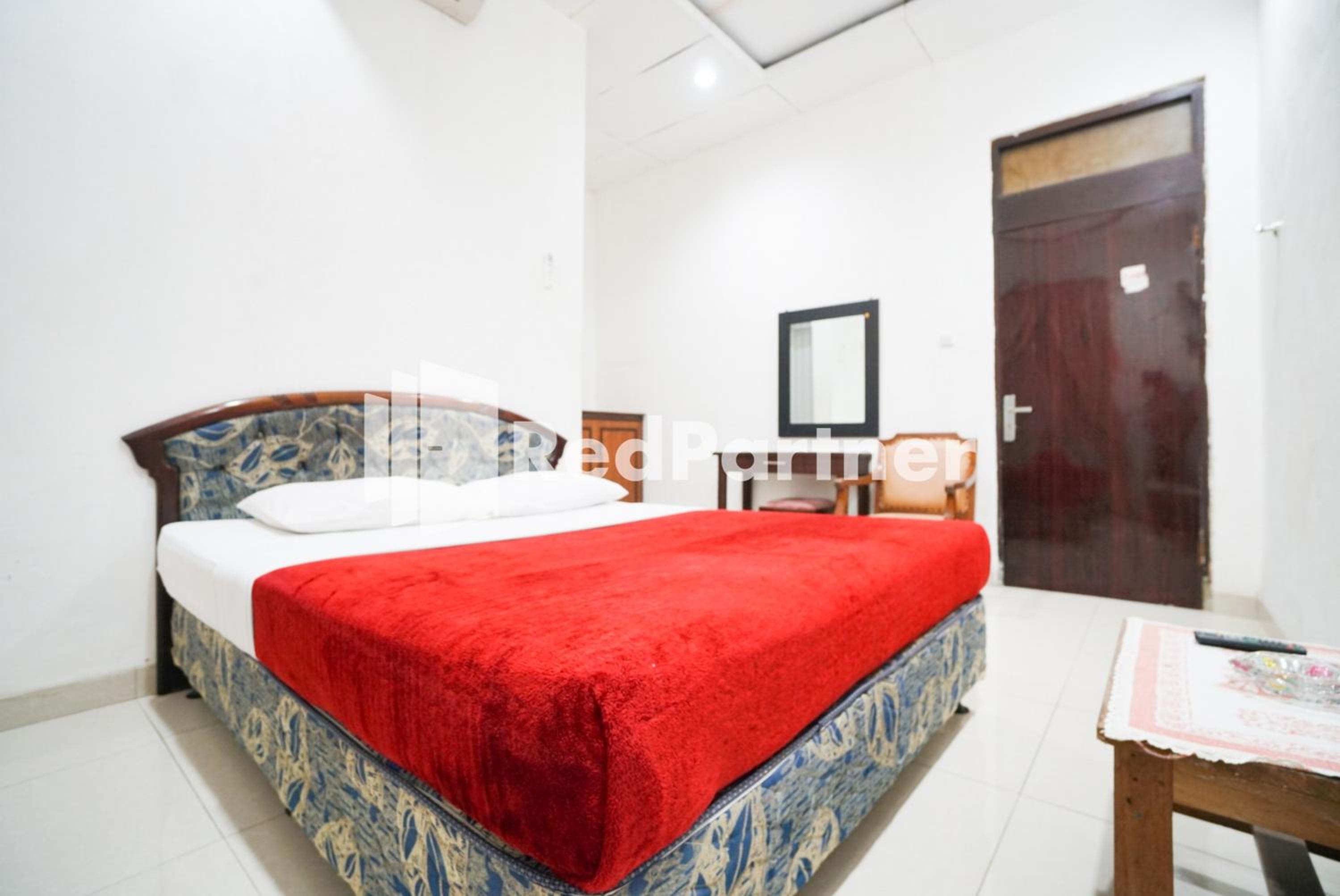 Standard Double Room - Photo 1