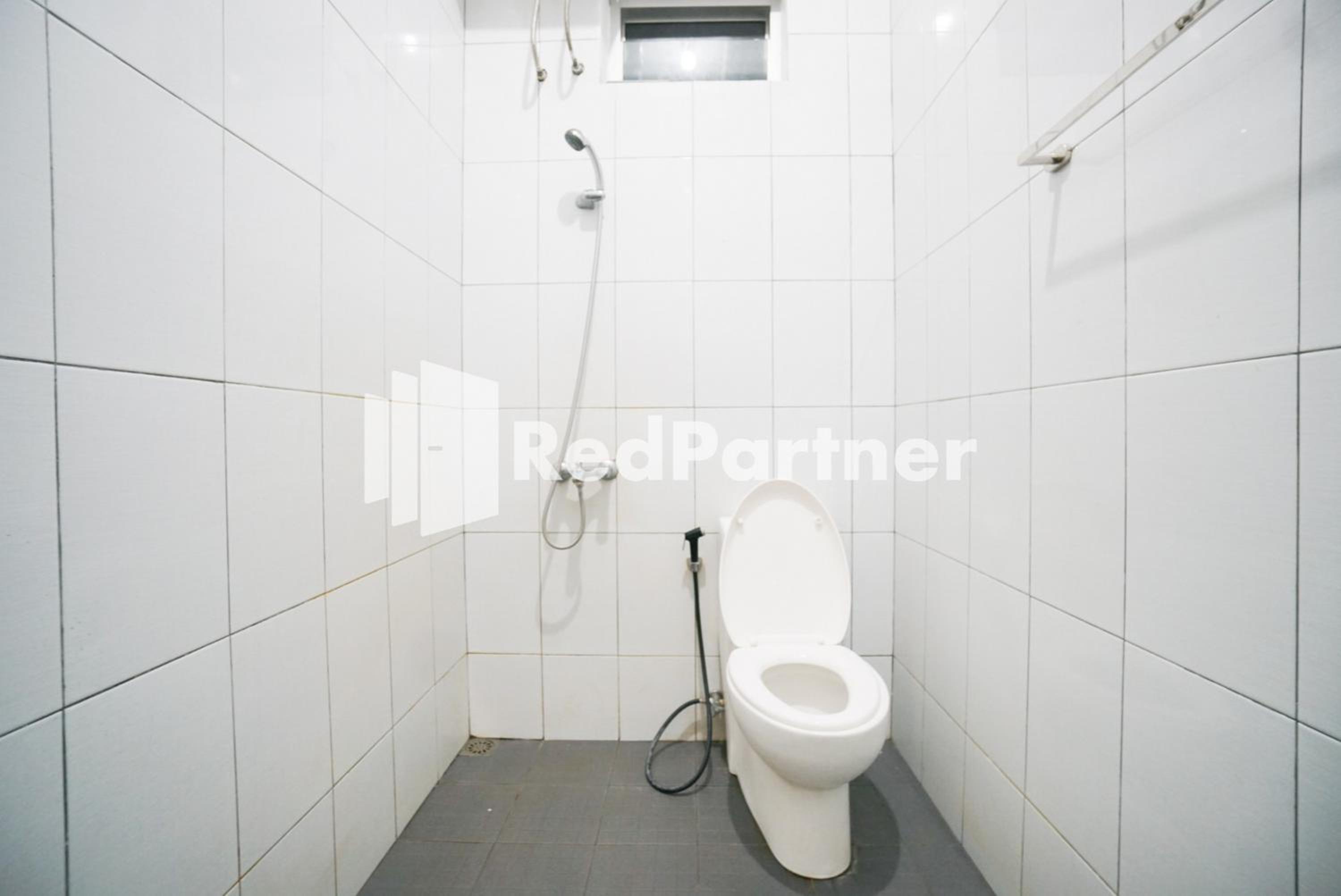 Standard Double Room - Photo 13