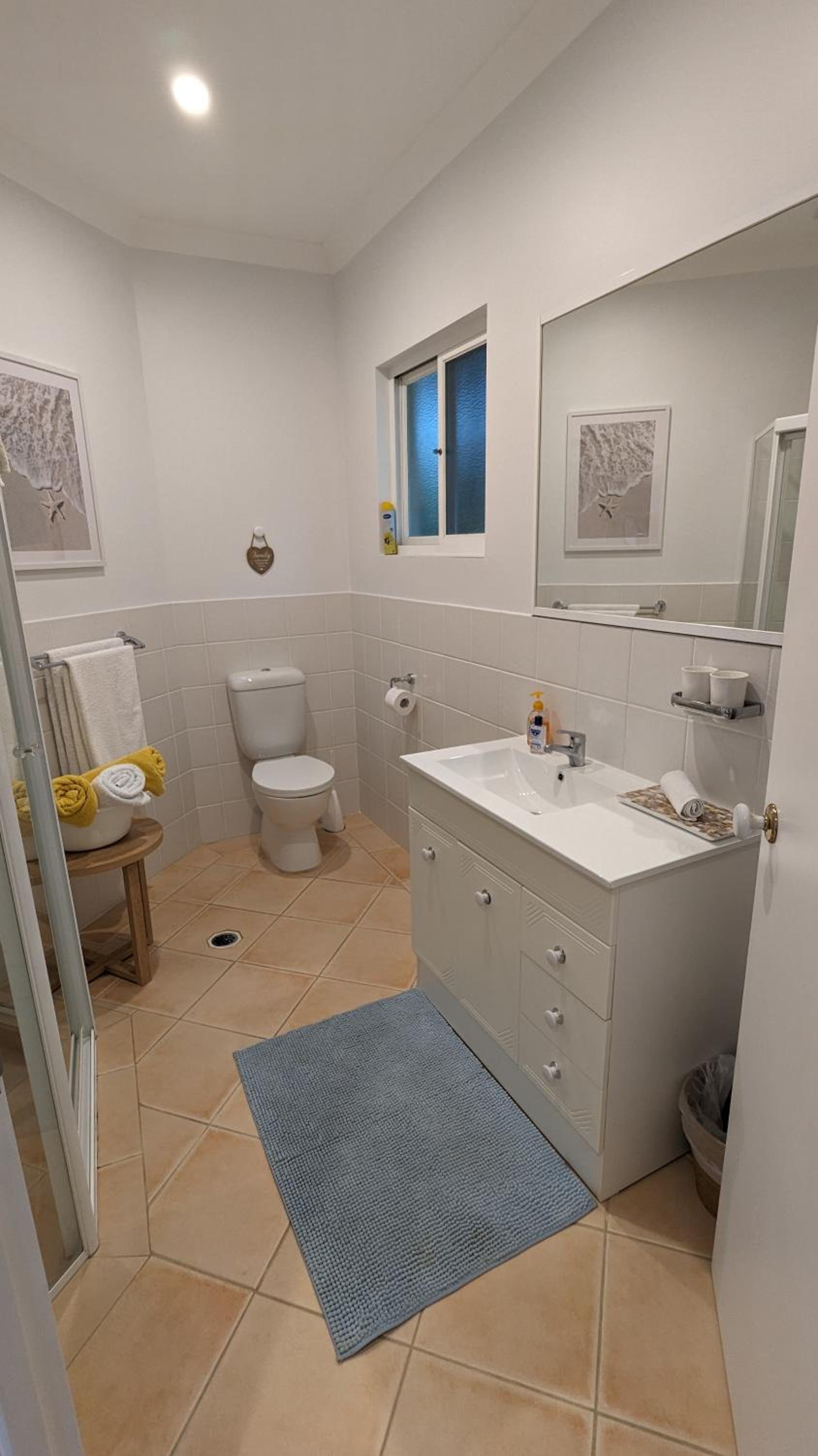 Queen Room with Balcony photo 2