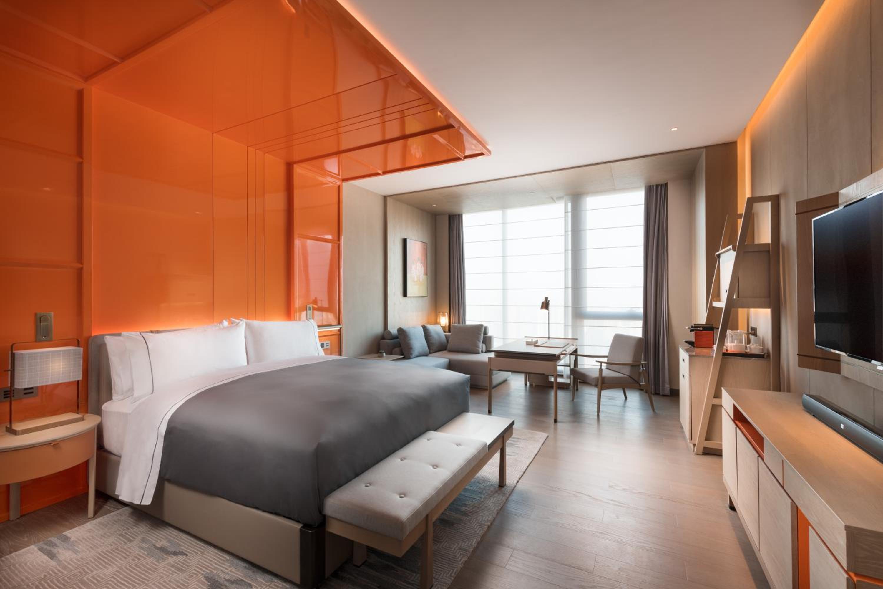 King Room with Skyline Tianfu Square View - Photo 5