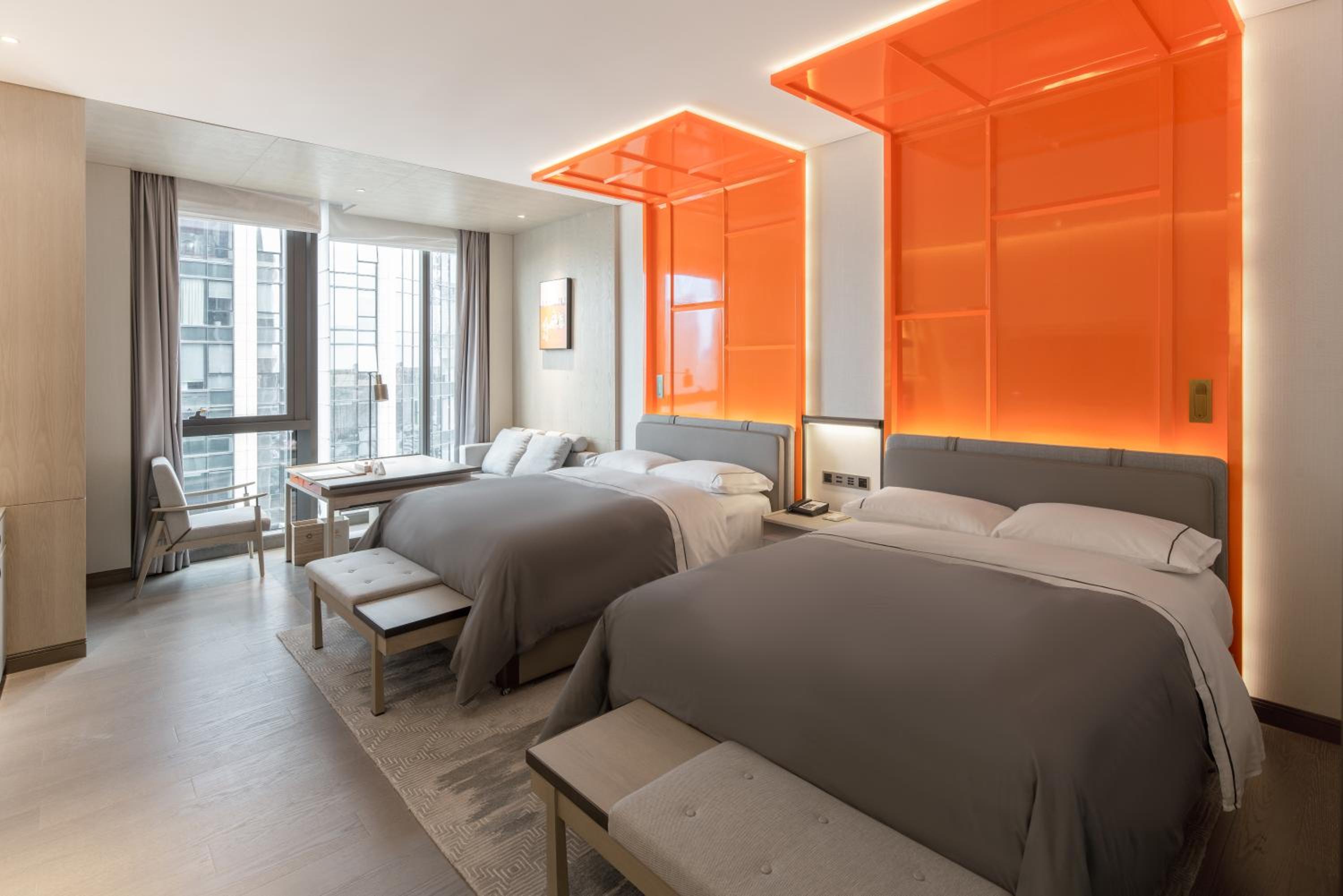 Queen Room with Two Queen Beds and Skyline Tianfu Square View