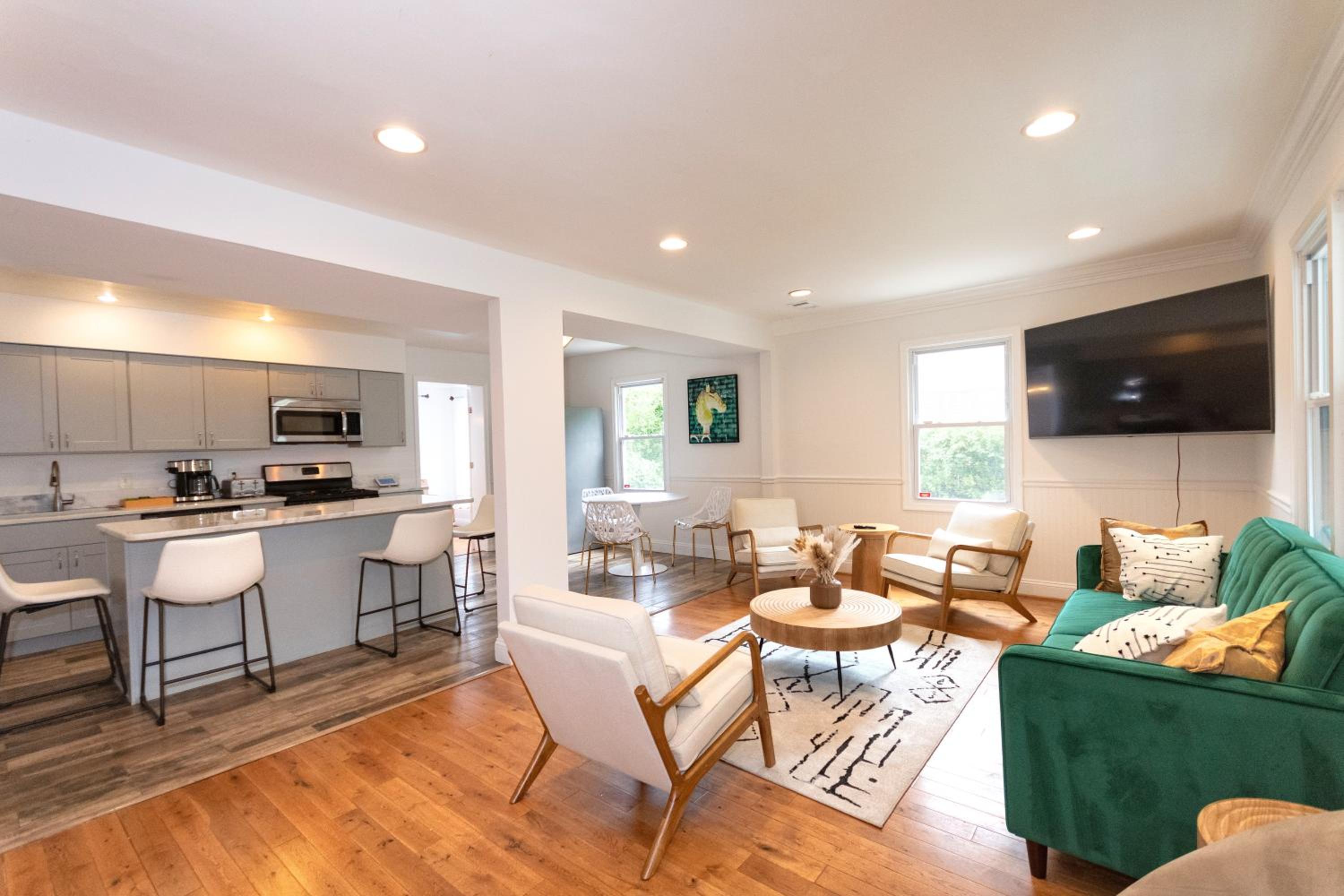 Four-Bedroom House photo 1