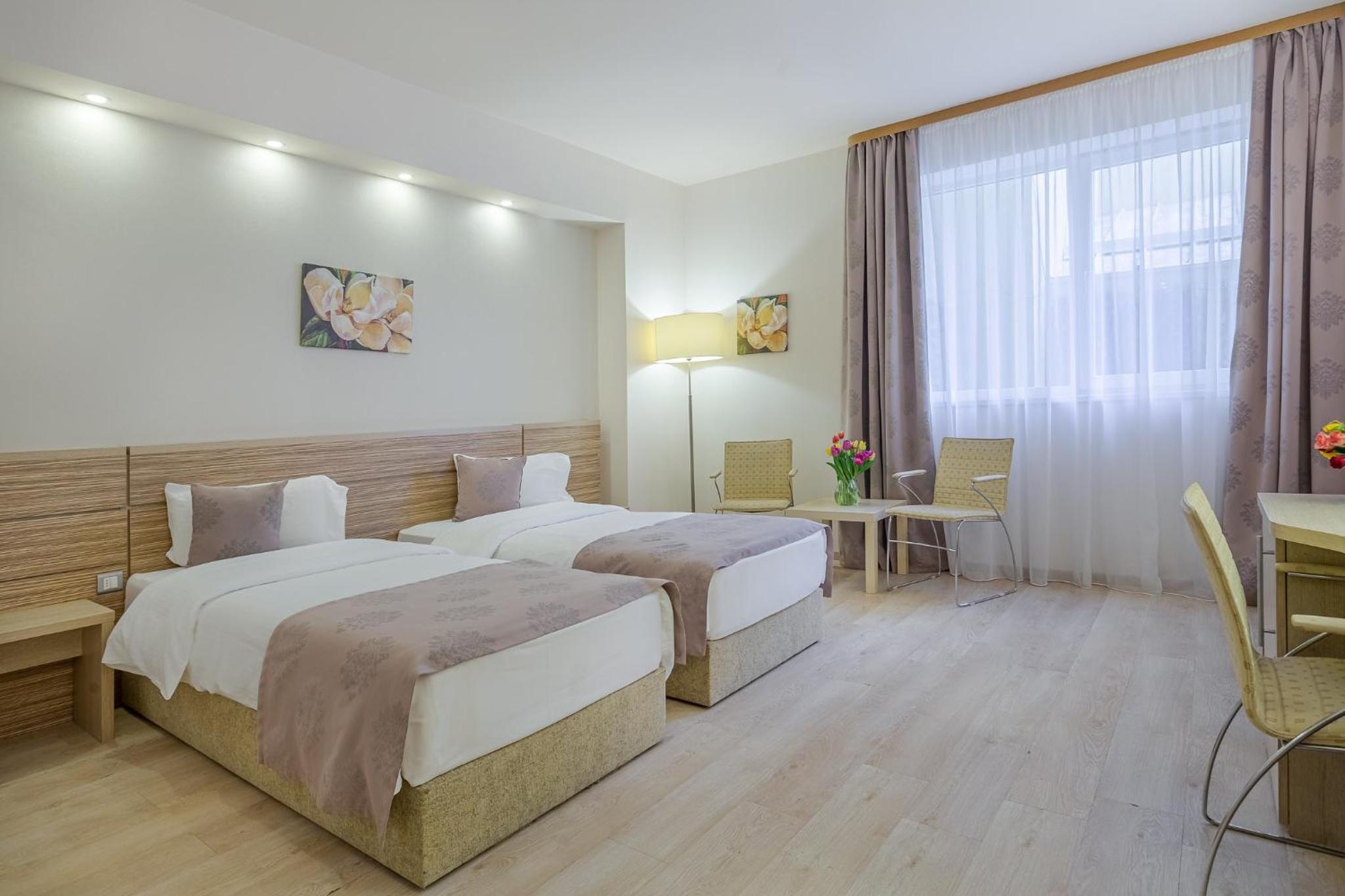 Executive Room - Photo 2