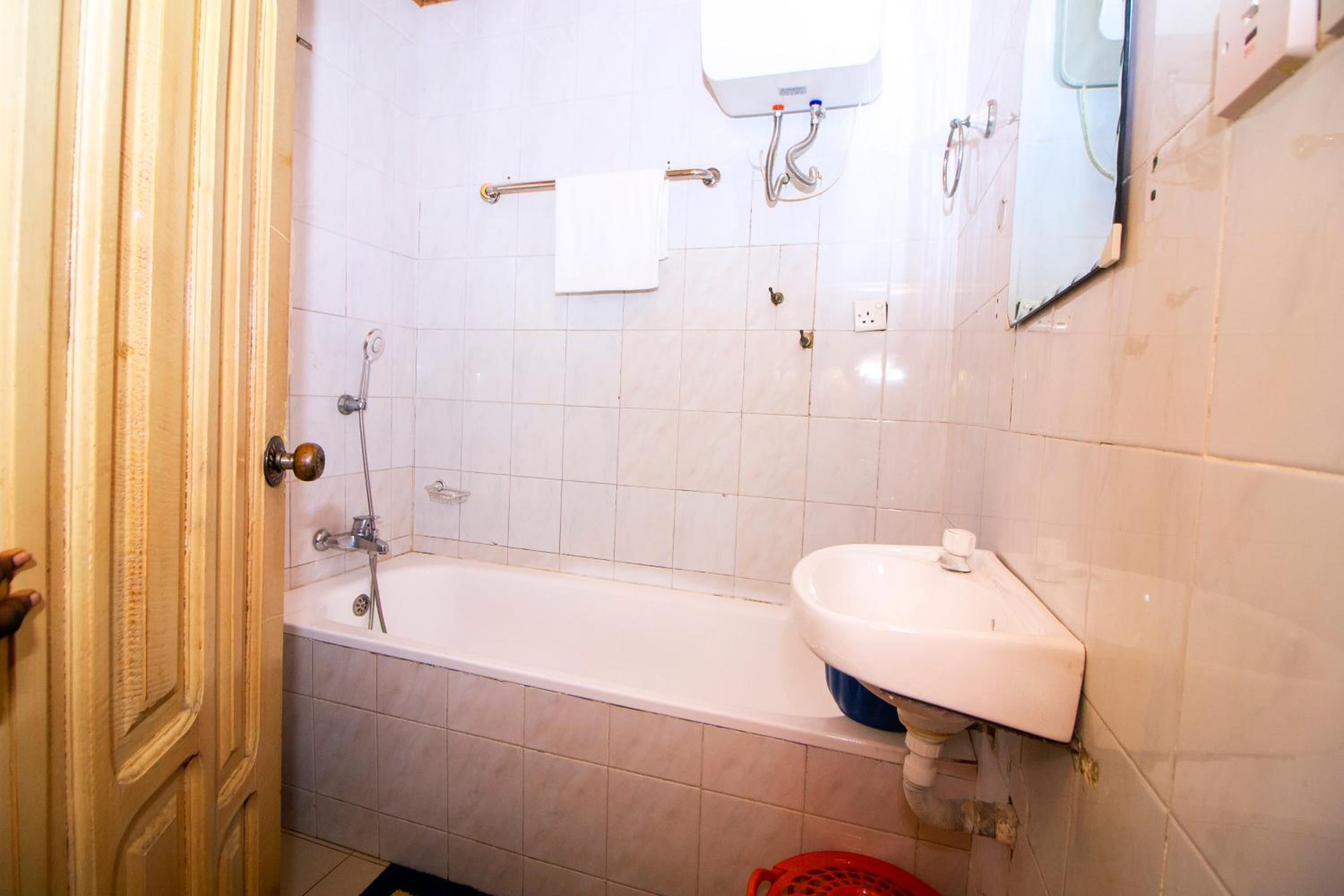 One-Bedroom Suite photo 3