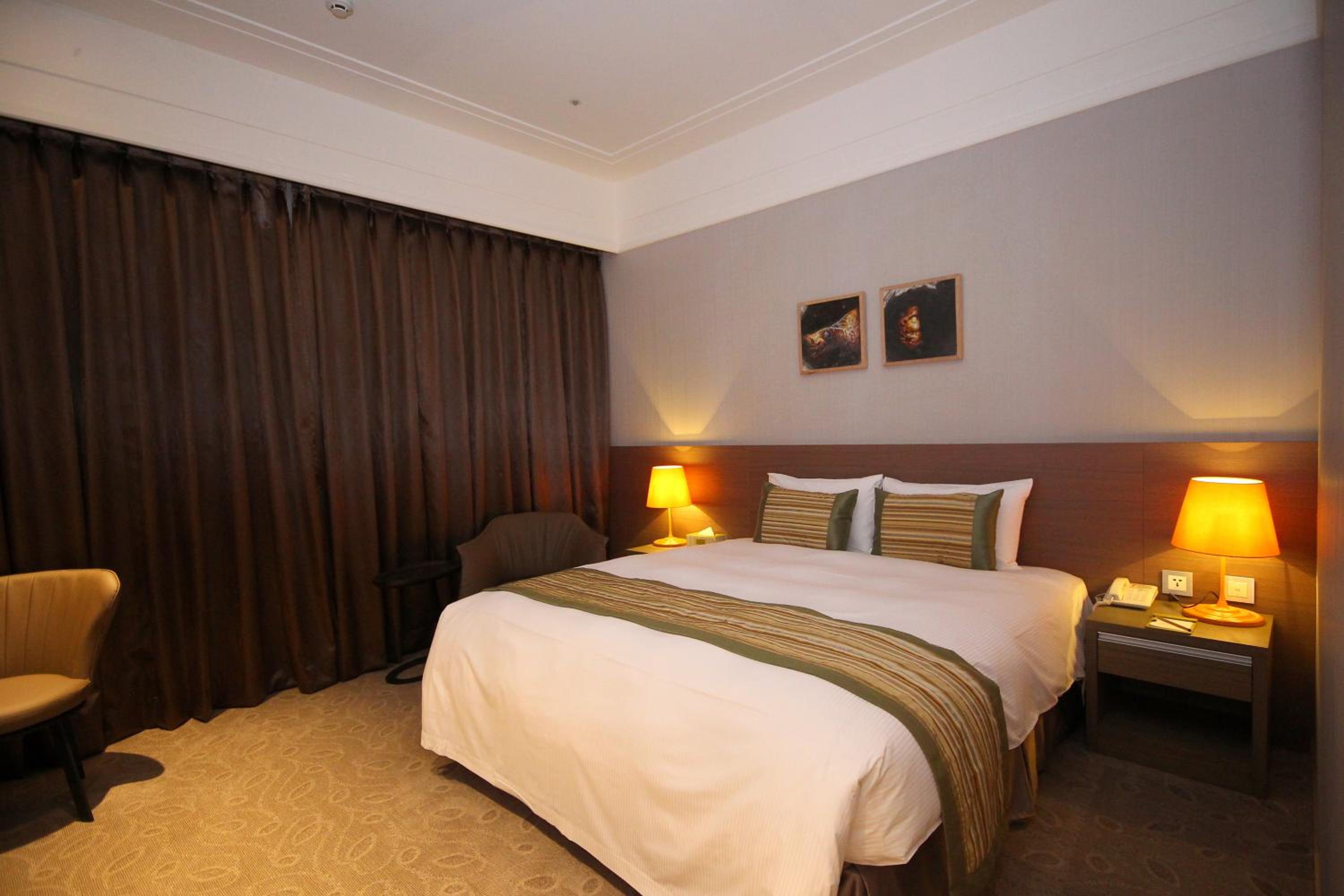Standard Double Room photo 2
