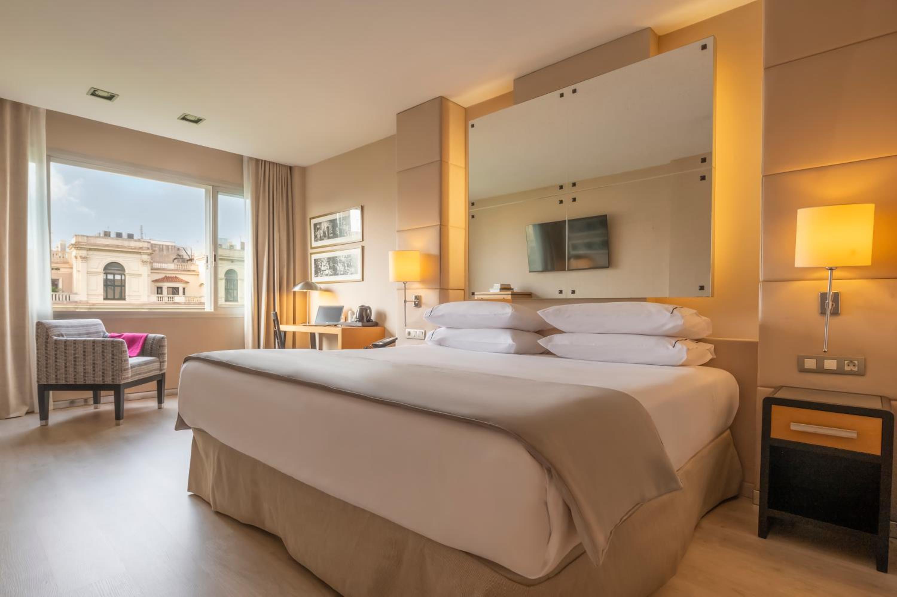 Standard Double or Twin Room photo 2
