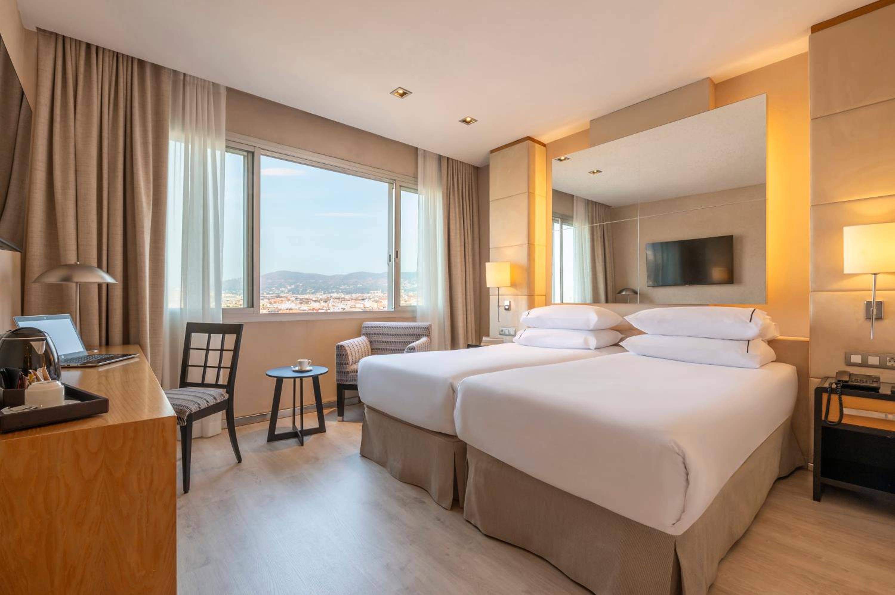 Standard Double or Twin Room with View photo 2