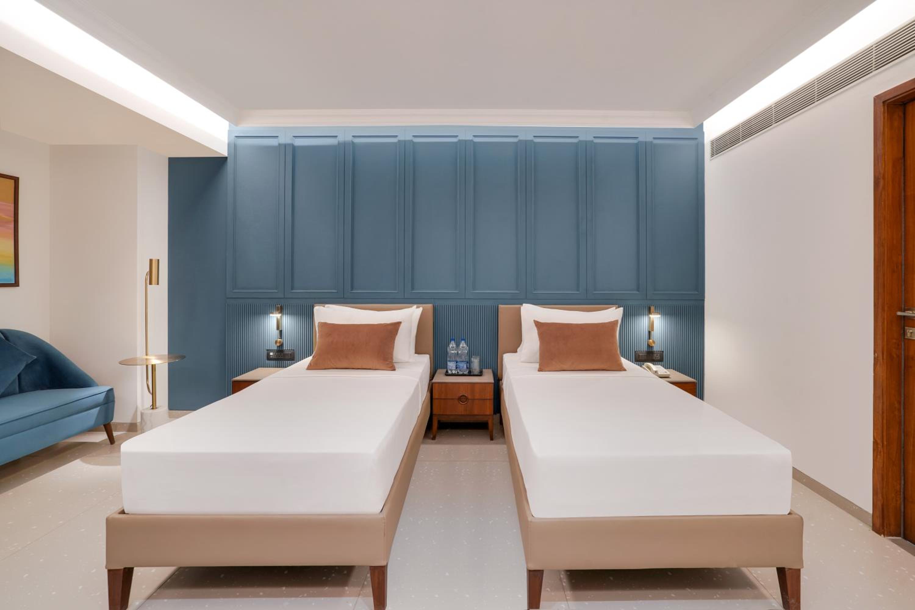 Deluxe Twin Room (Room Upgrade, subject to availability) - Photo 2