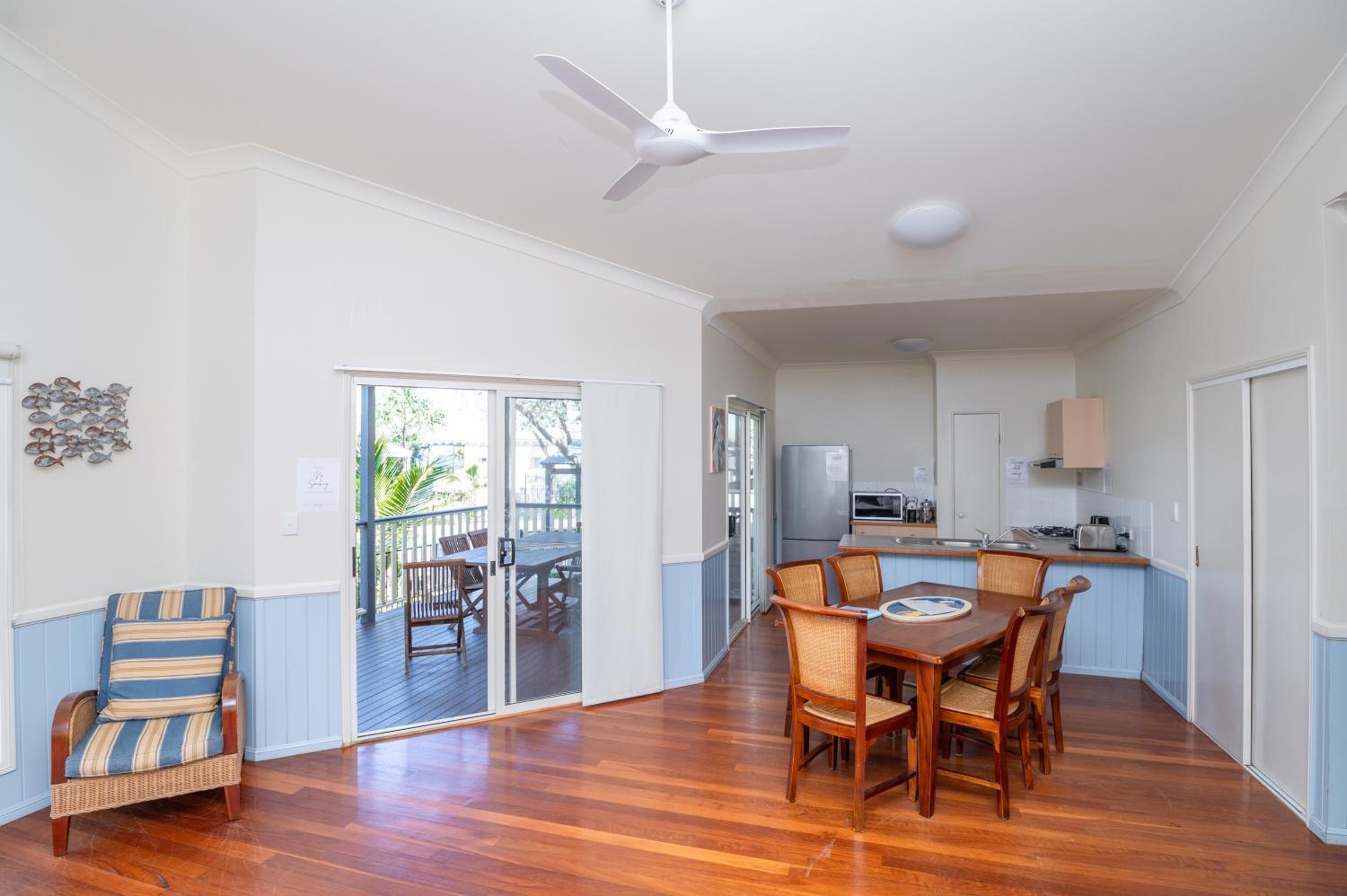 Three-Bedroom Villa photo 2