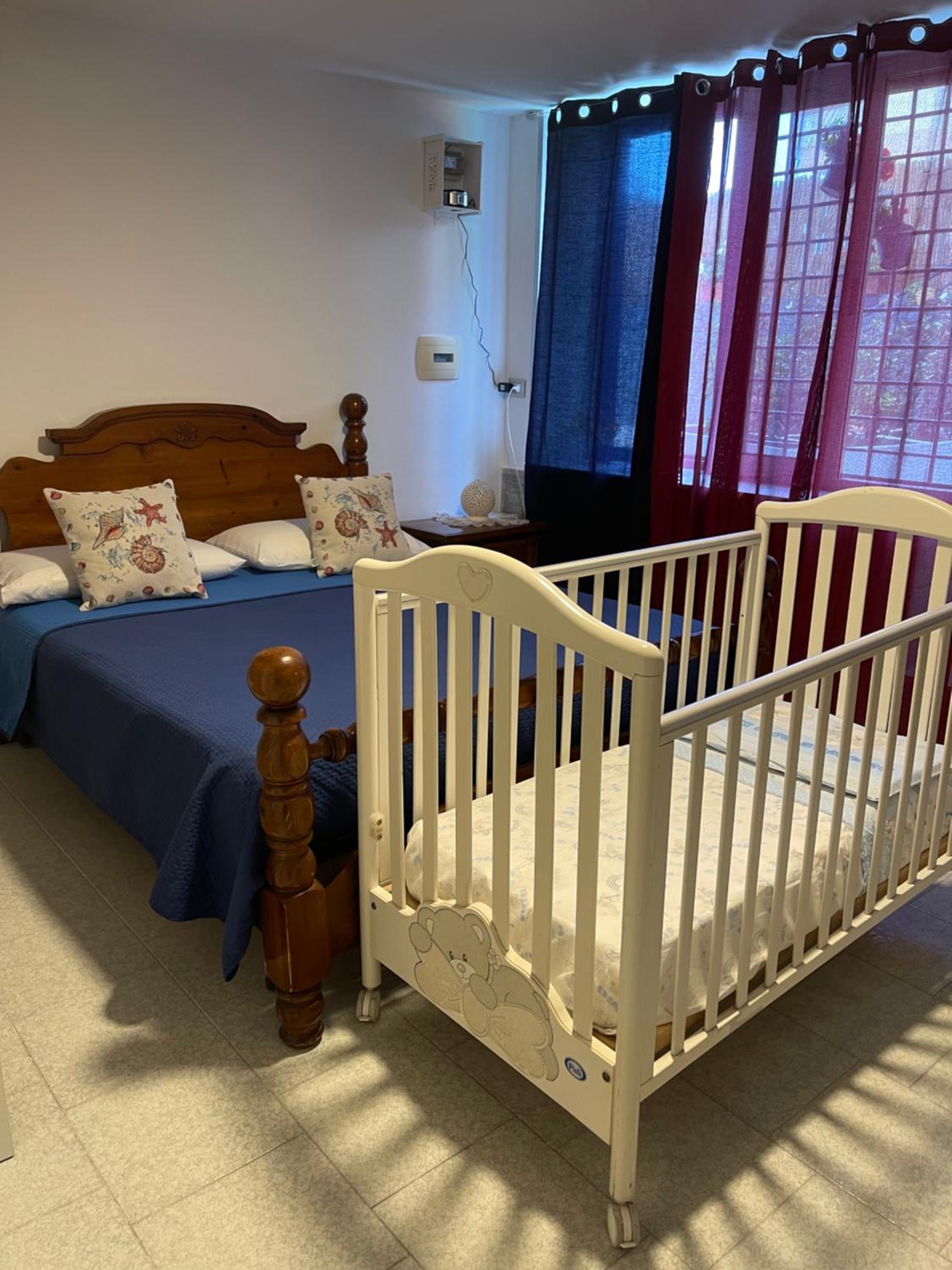 One-Bedroom Deluxe Apartment