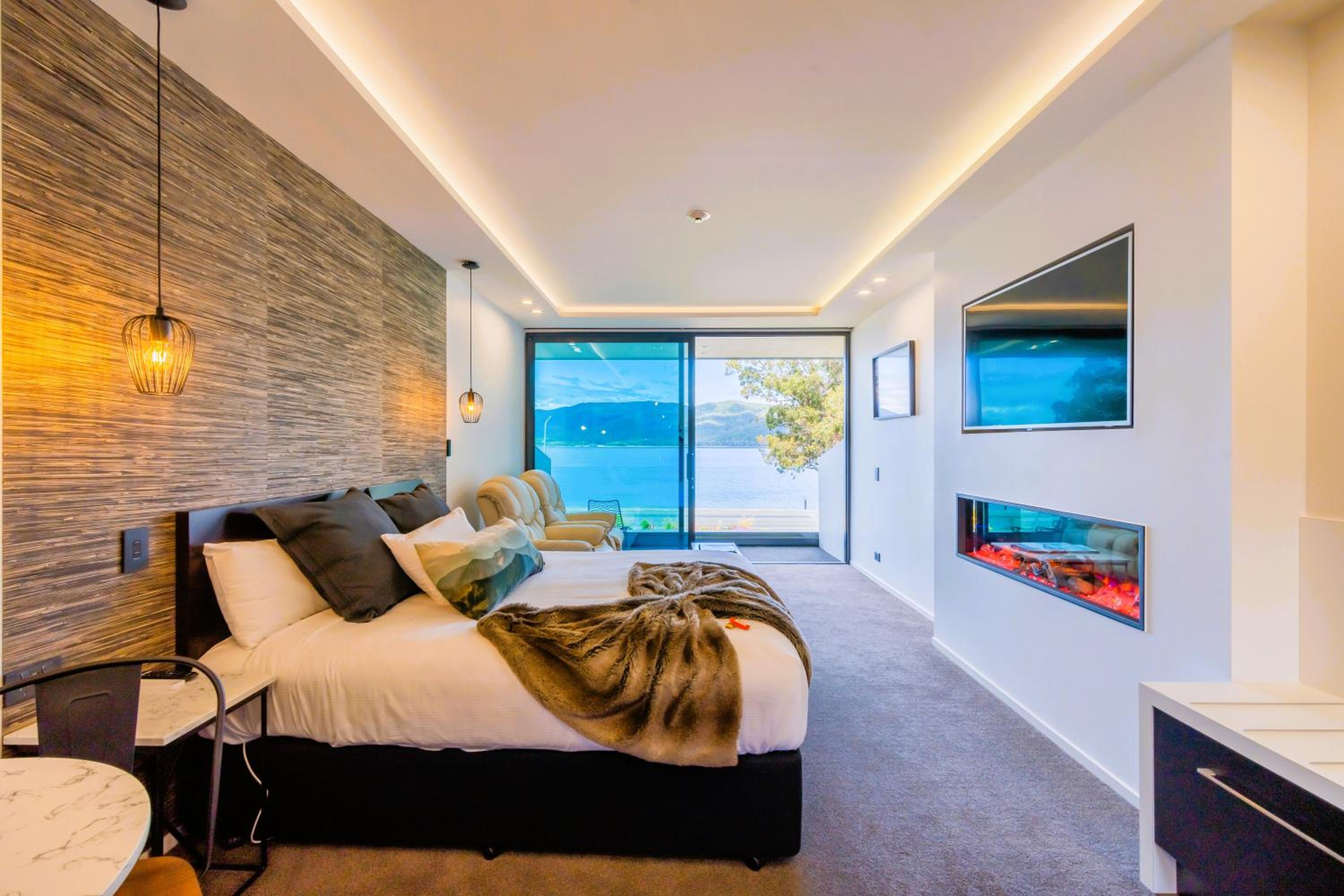 Tanara Upstairs Premium Studio (Adults Only)