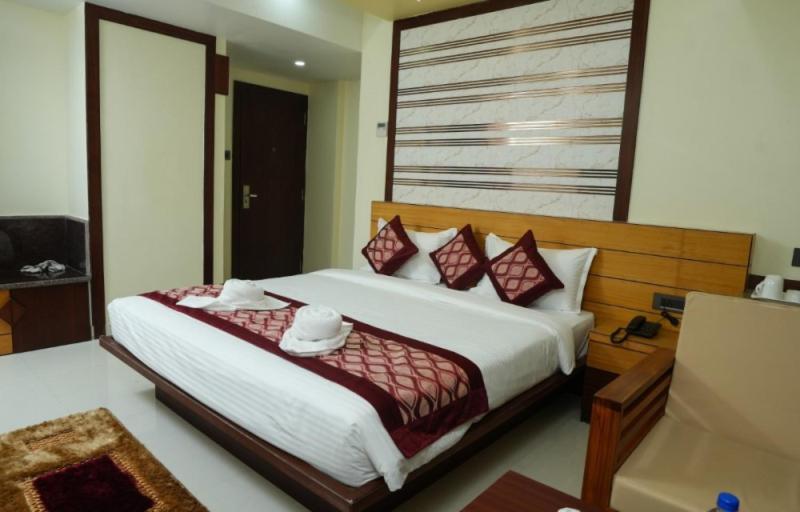Deluxe Room - Photo 3