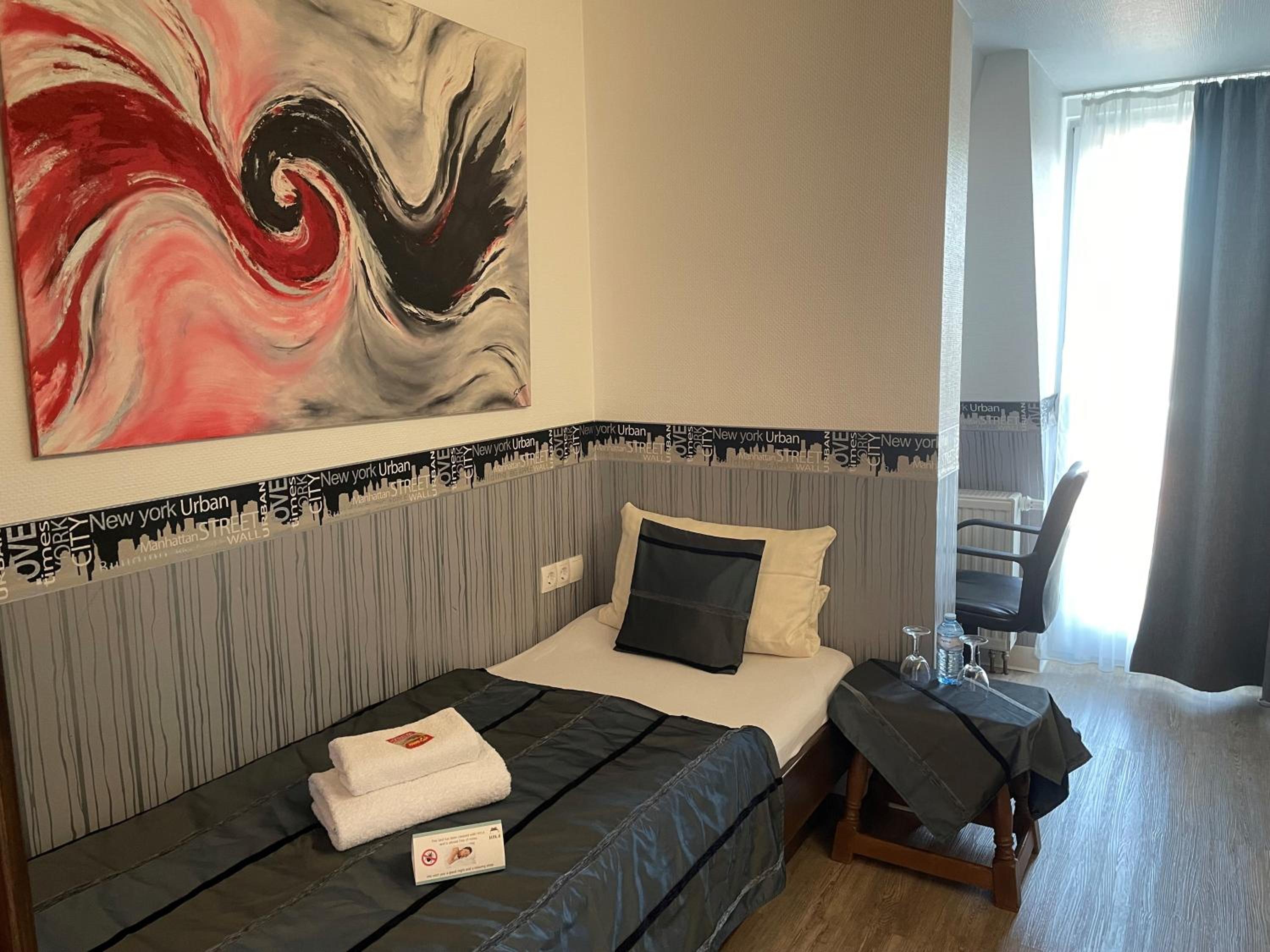 Twin Room with Garden View photo 1