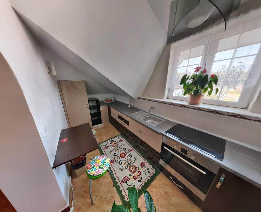 Three-Bedroom Apartment photo 3
