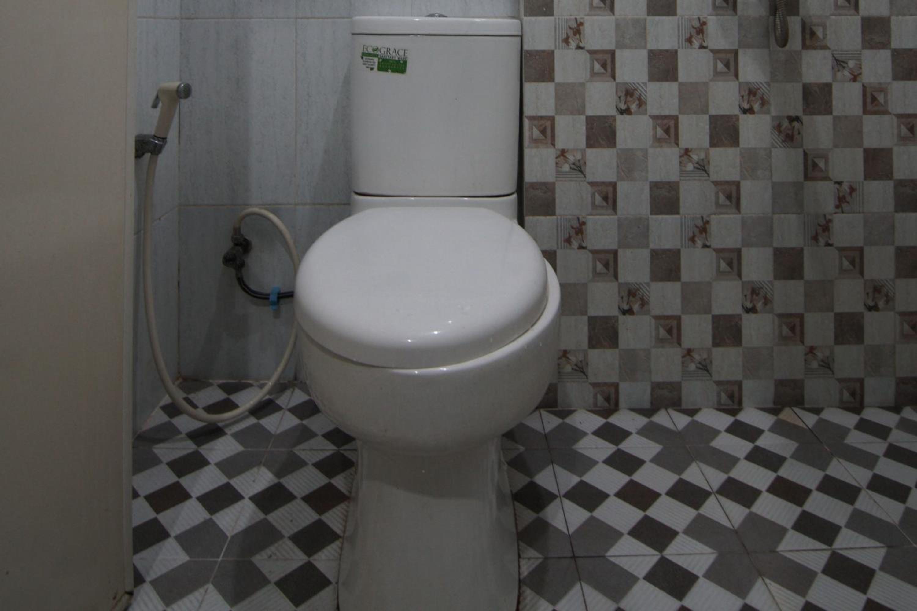 Standard Twin Room - Photo 15