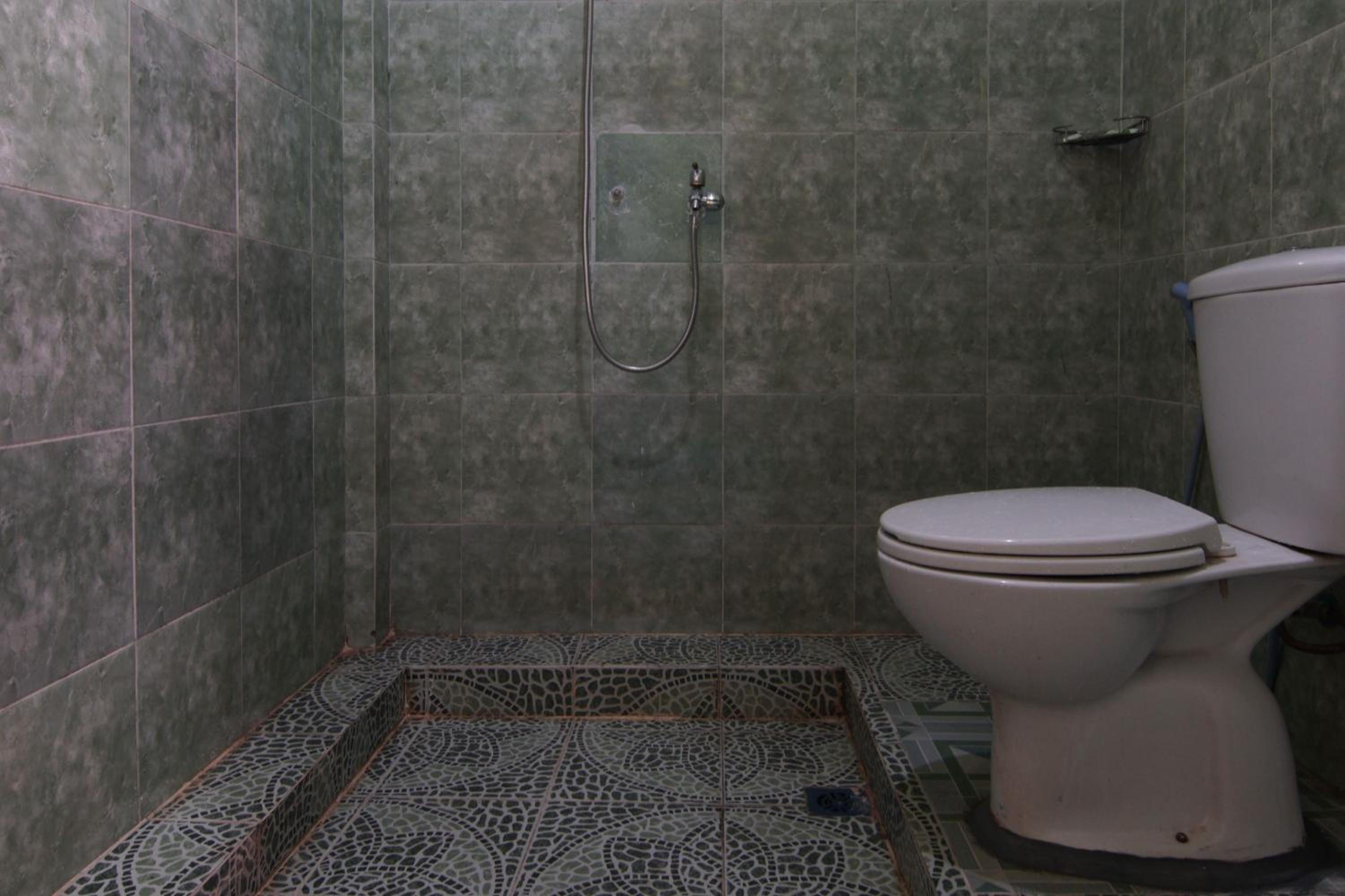 Standard Twin Room - Photo 14