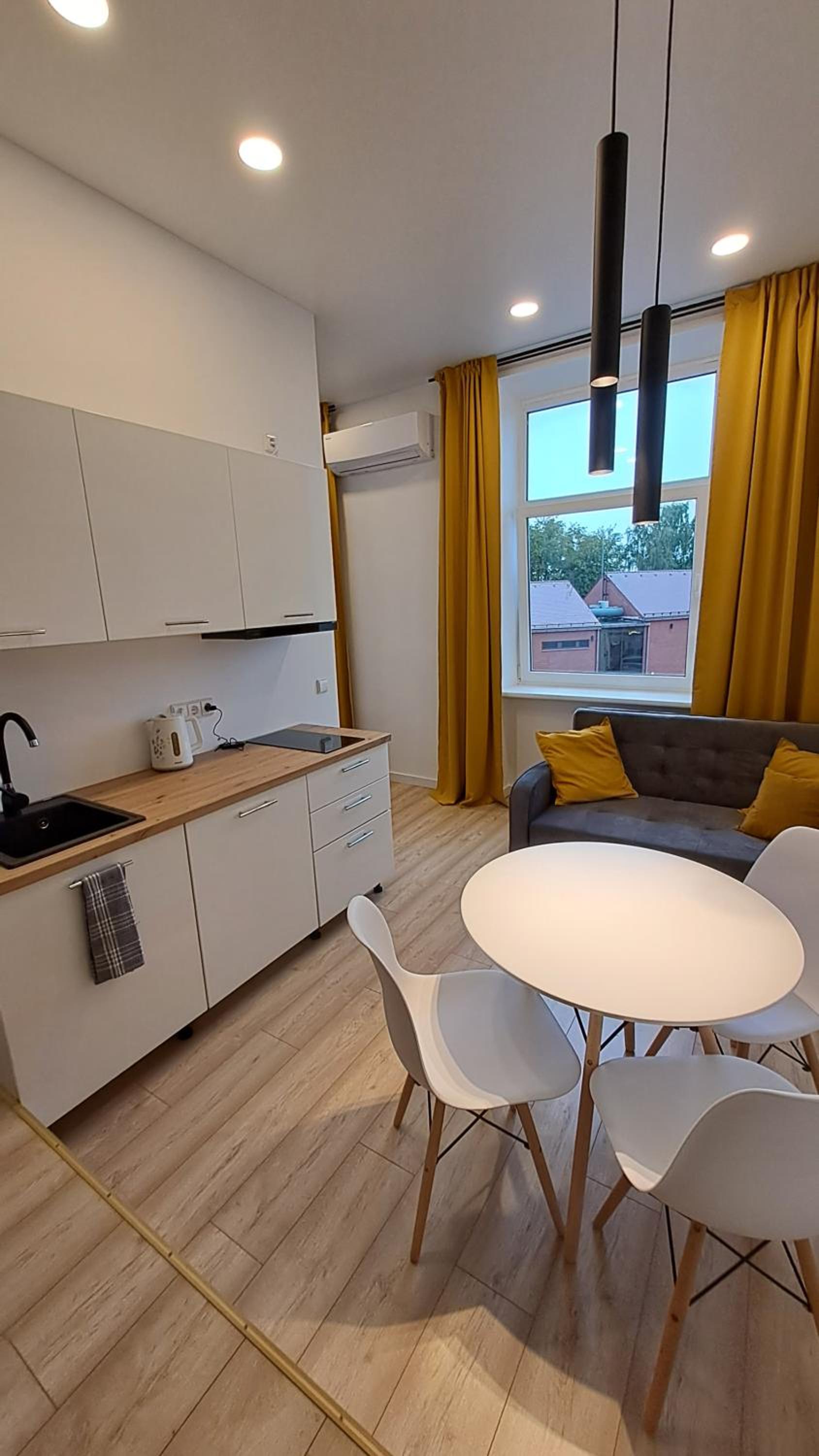One-Bedroom Apartment