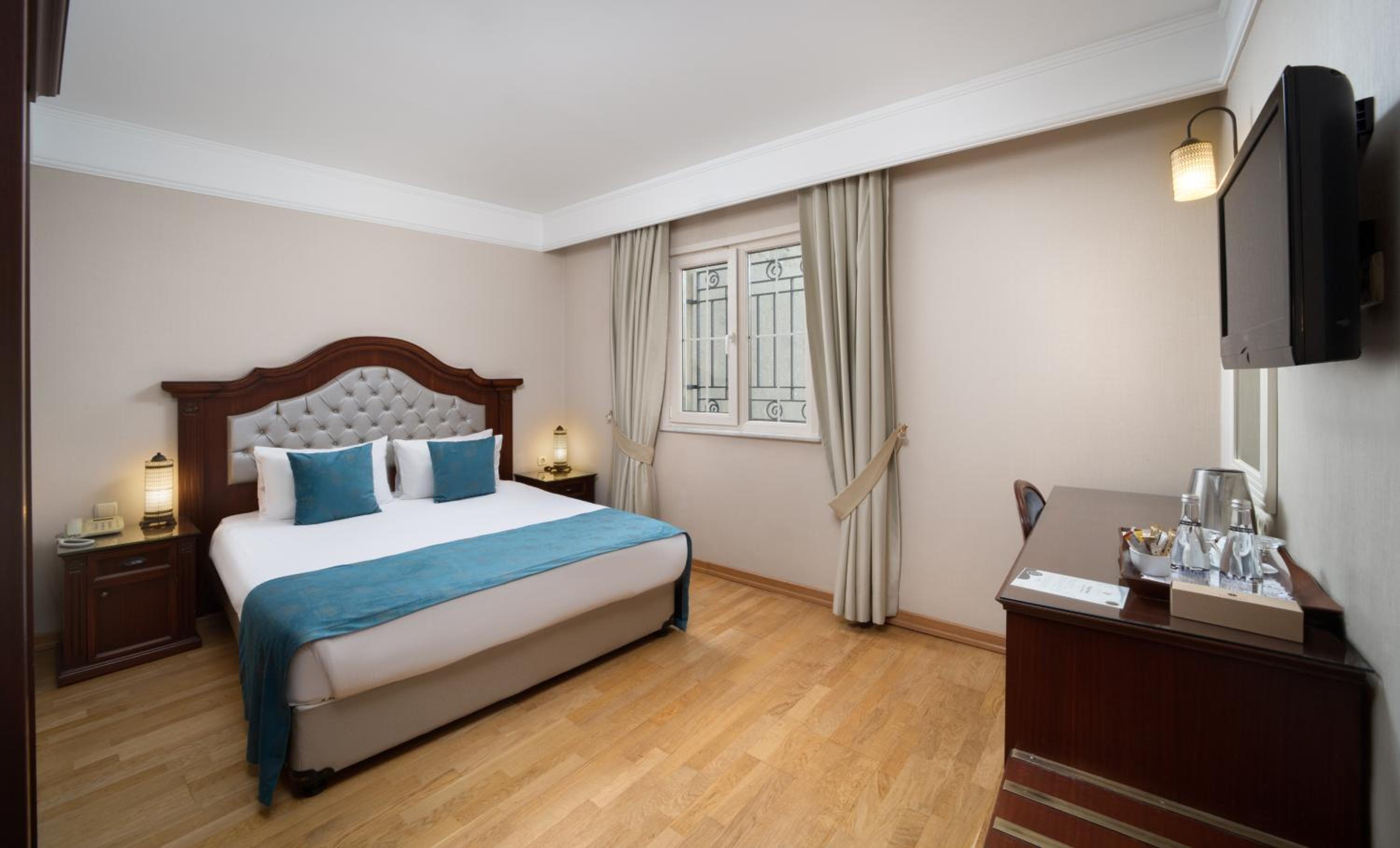 Economy Double Room photo 3
