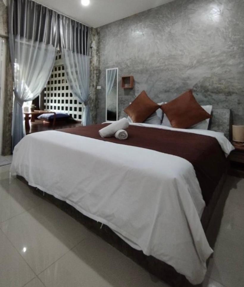 Superior King Room - Photo 11