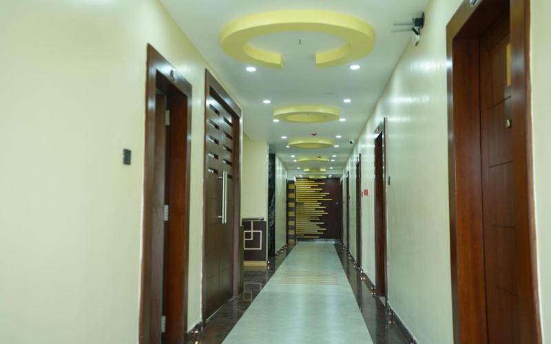 Executive Room - Photo 9