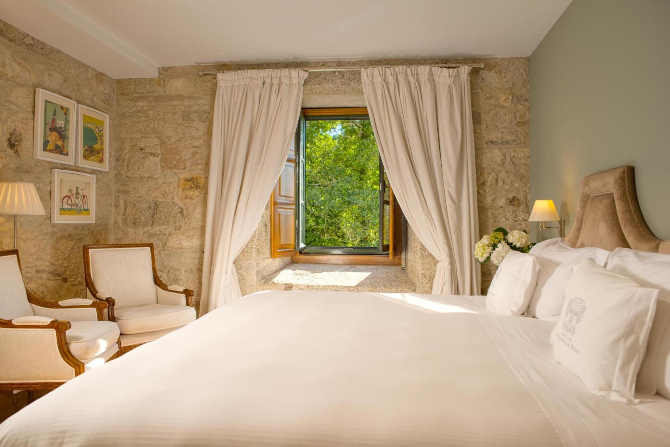 Deluxe Double Room - Photo 4