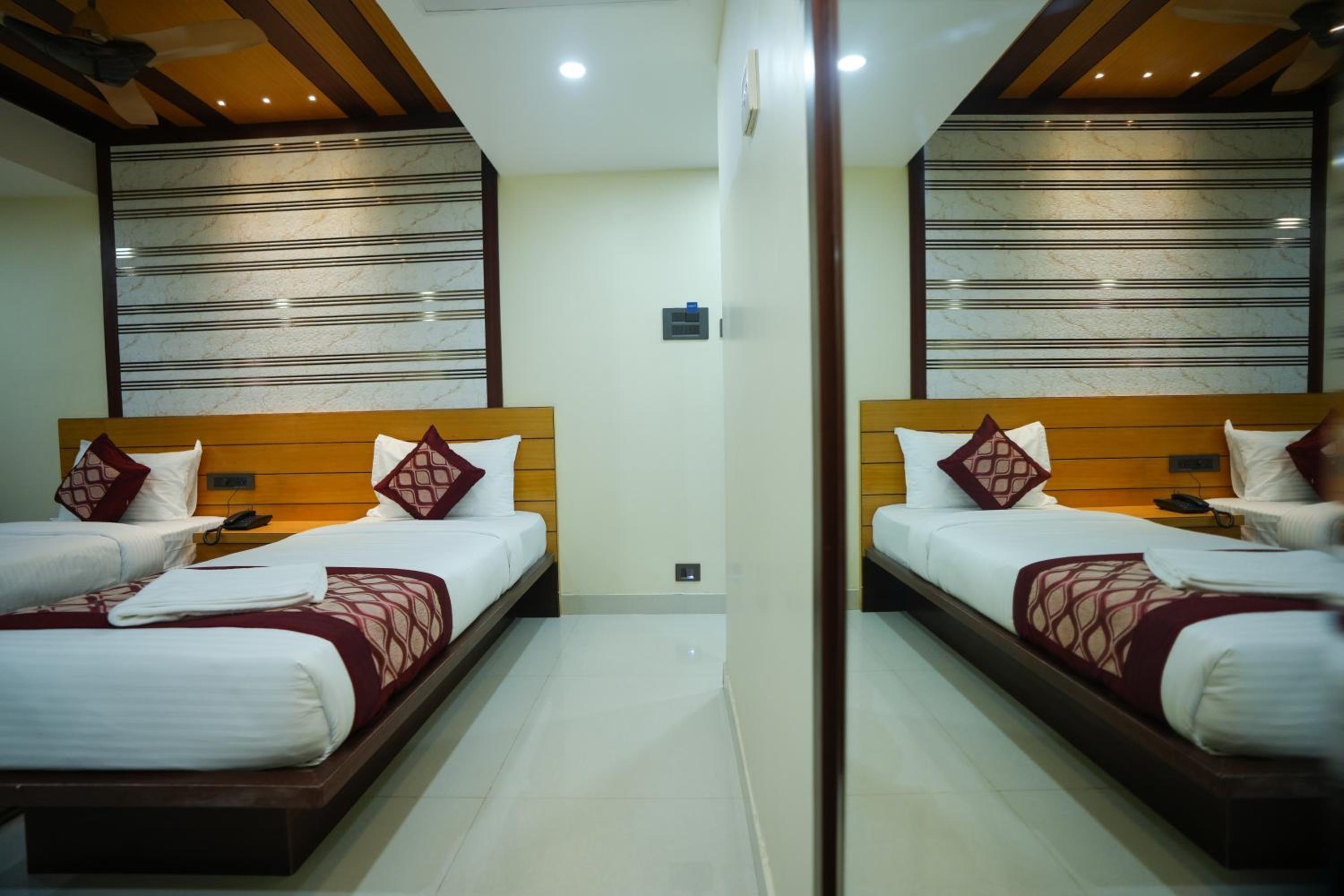 Deluxe Room - Photo 8