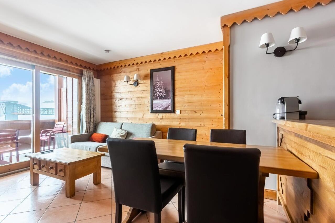 Select Two-Bedroom Apartment (6 People)