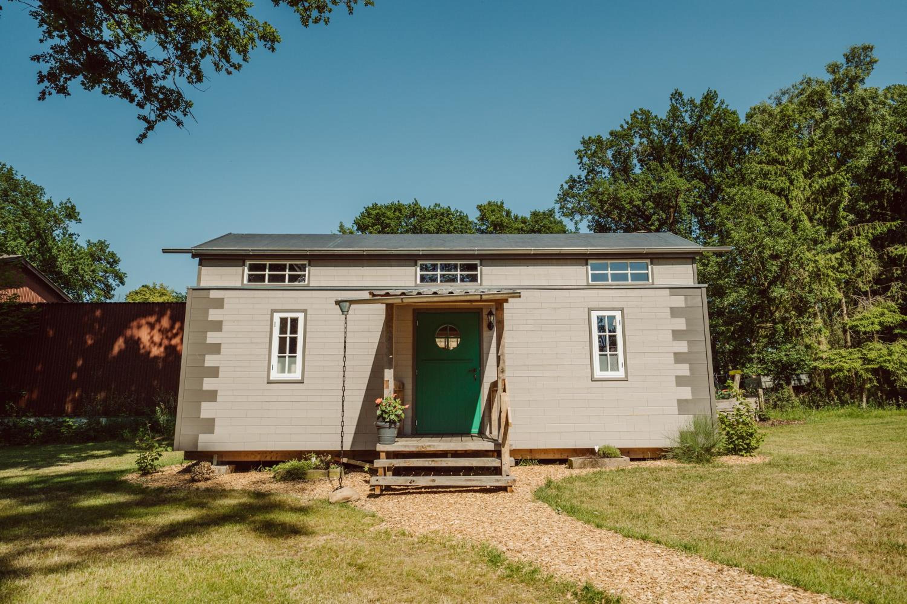 Mobile Home photo 2
