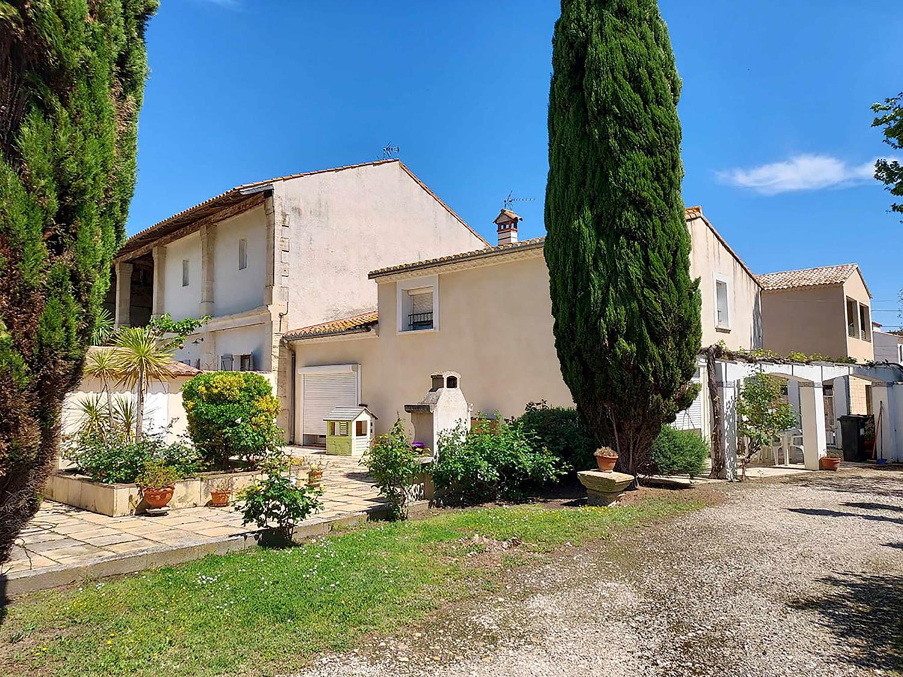 Three-Bedroom House photo 1