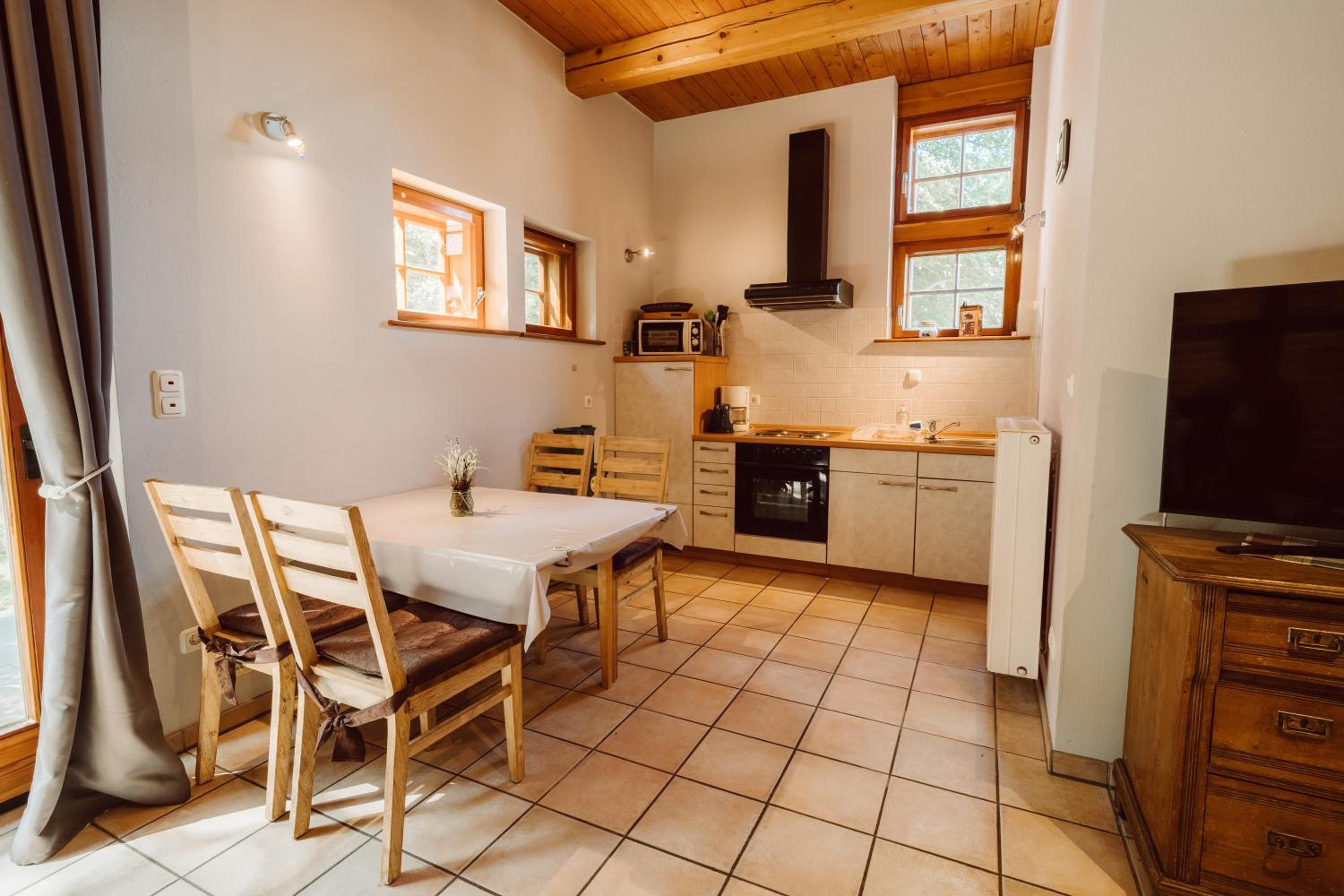 Apartment - Ground Floor photo 2