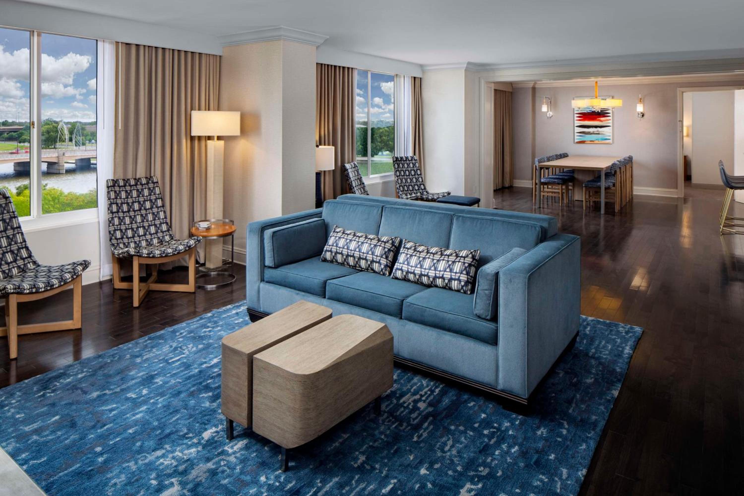 One-Bedroom Suite - Photo 1