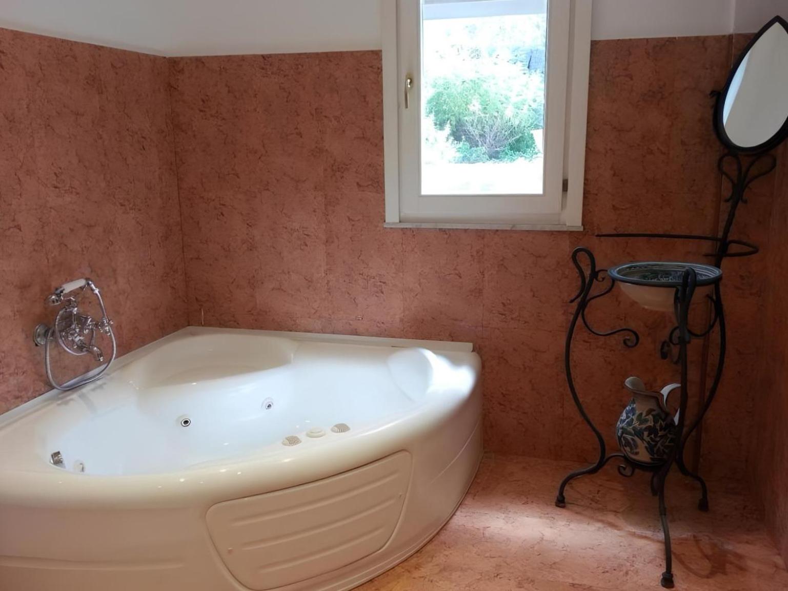 Two-Bedroom Villa with Garden photo 2