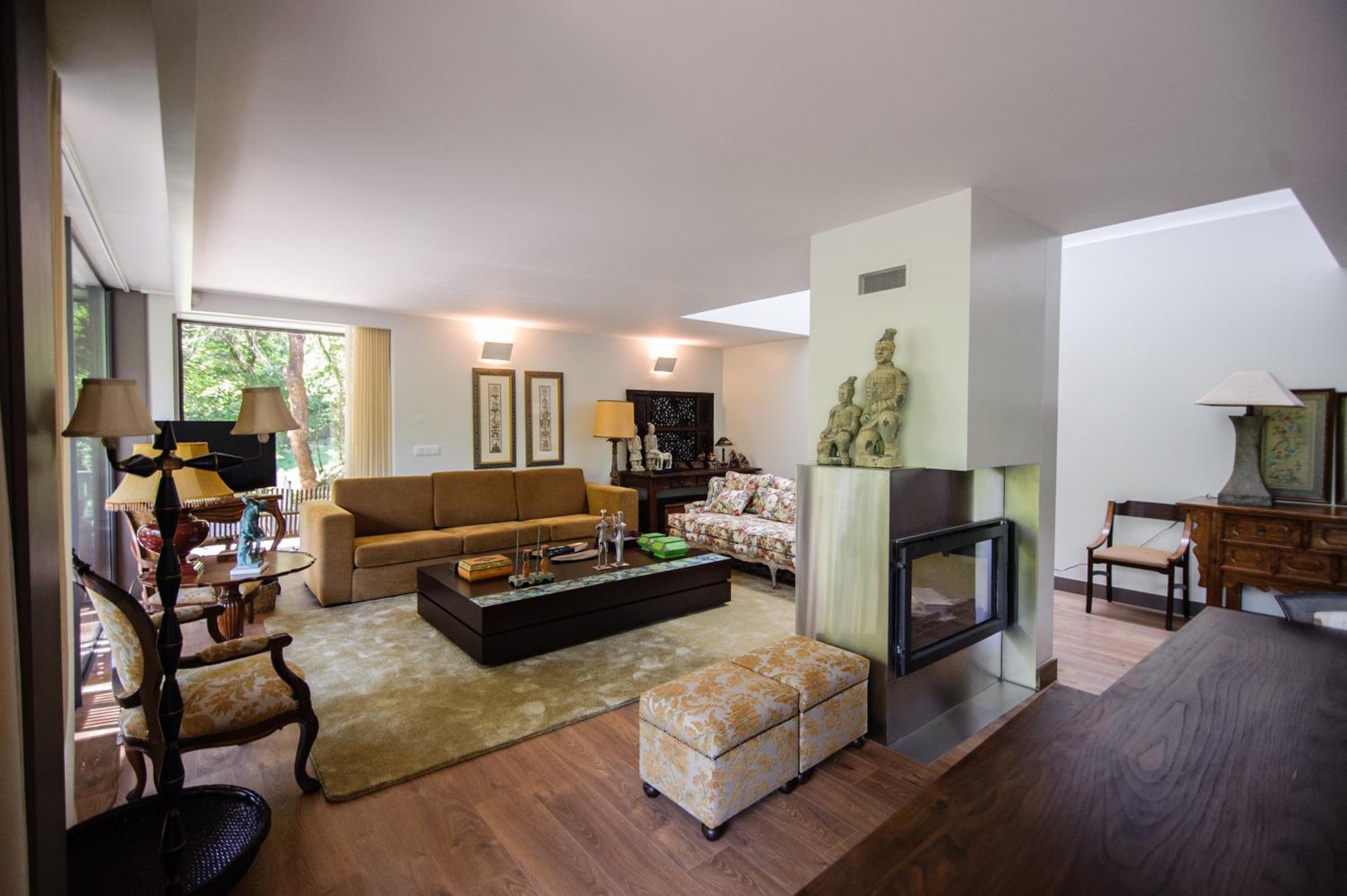 Villa com Piscina Privada