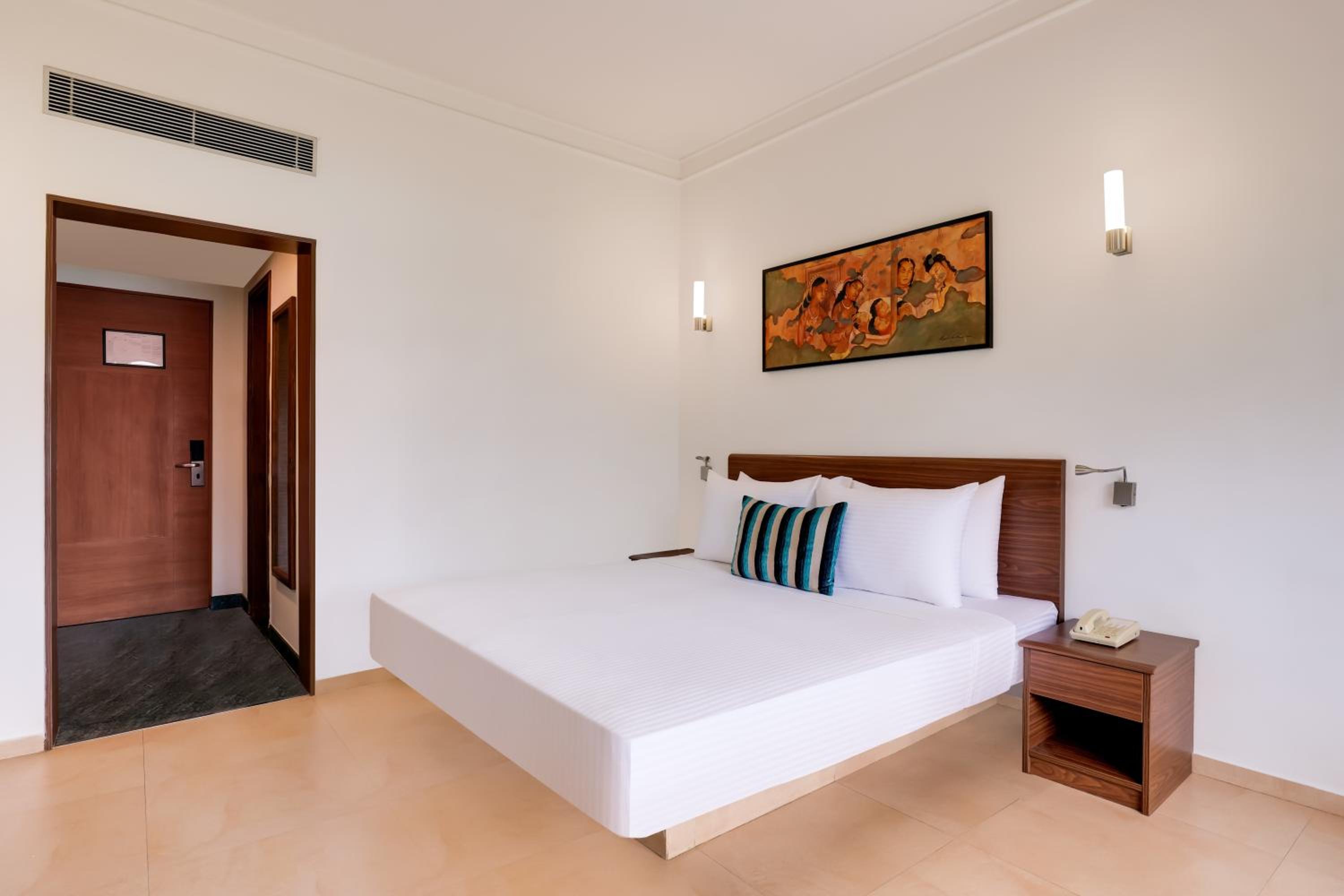 Executive King Room with Garden - Photo 3