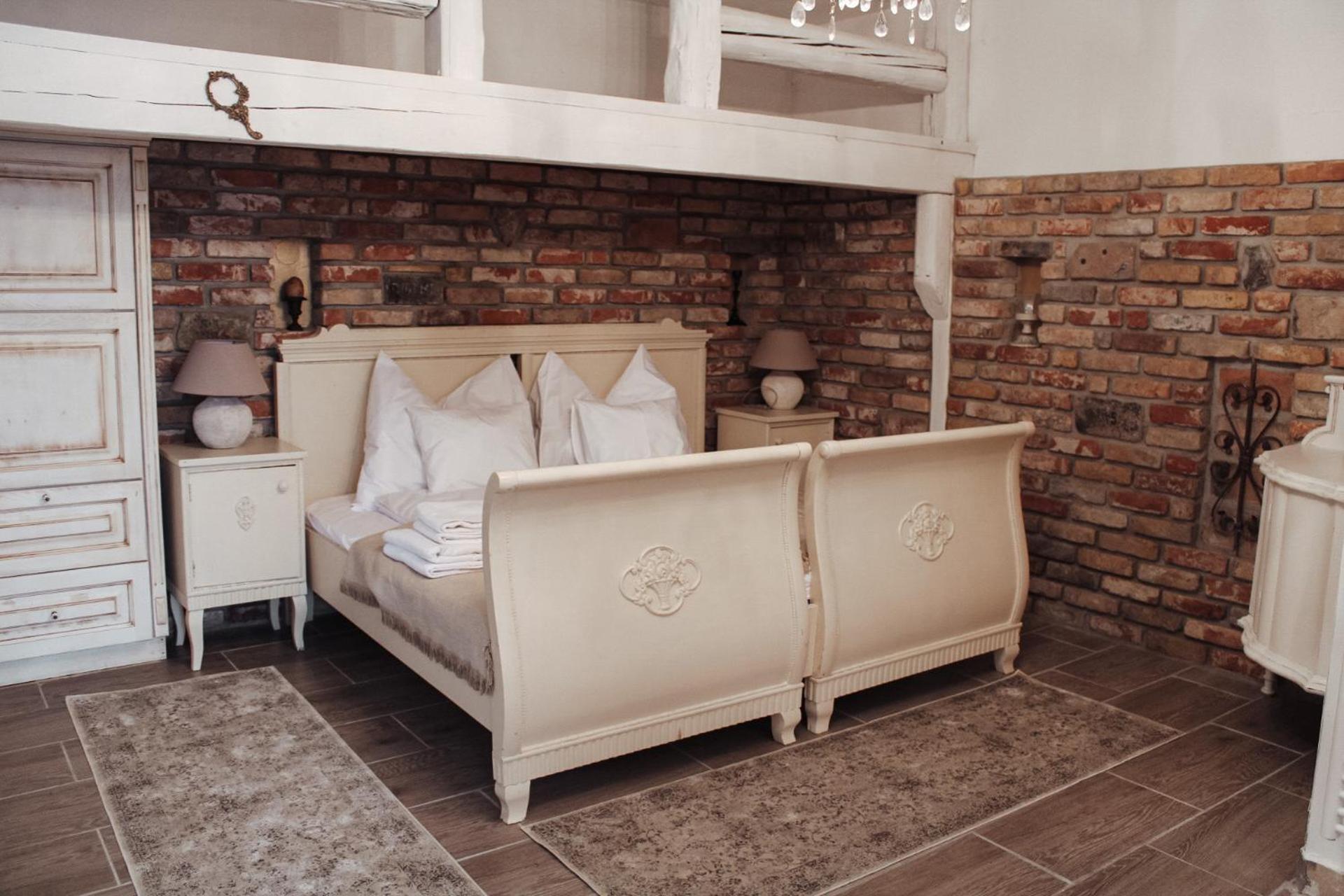 Deluxe King Room photo 1