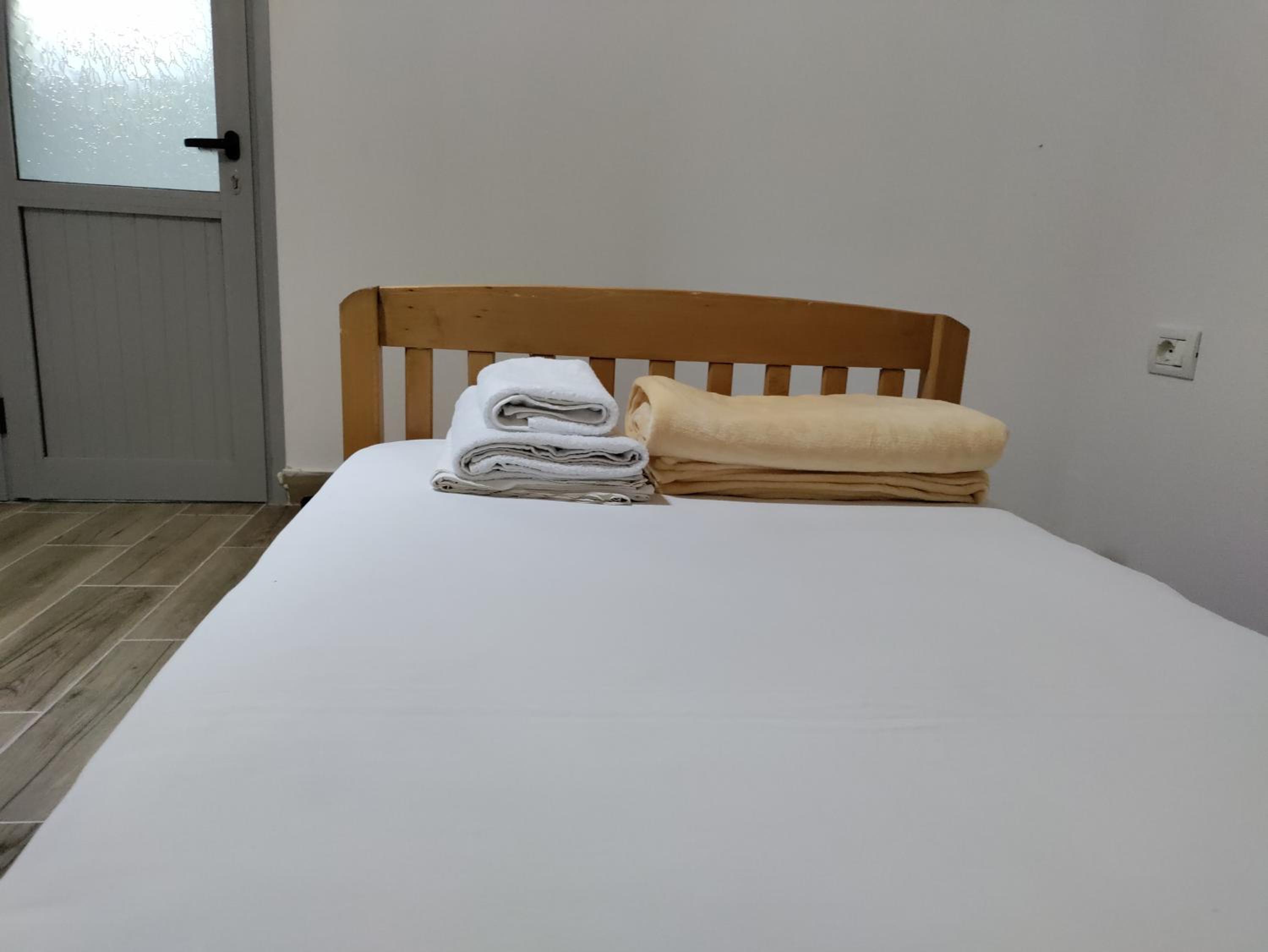 Single Room with Private Bathroom