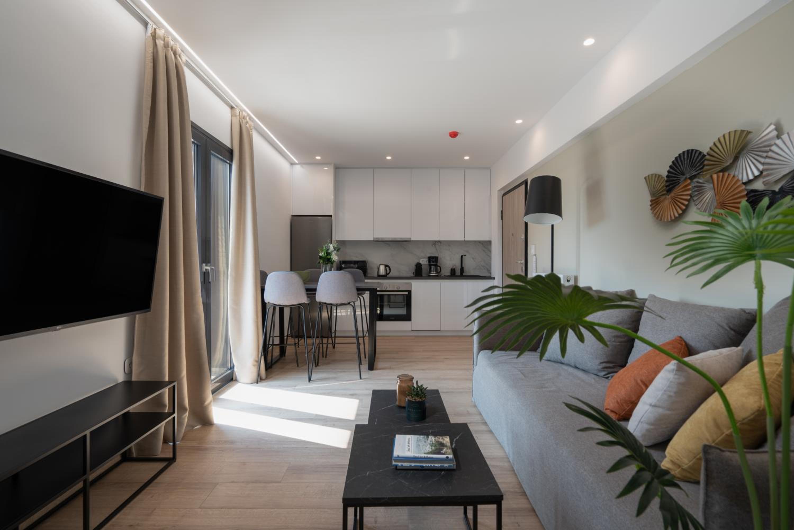 Duplex With Terrace photo 1